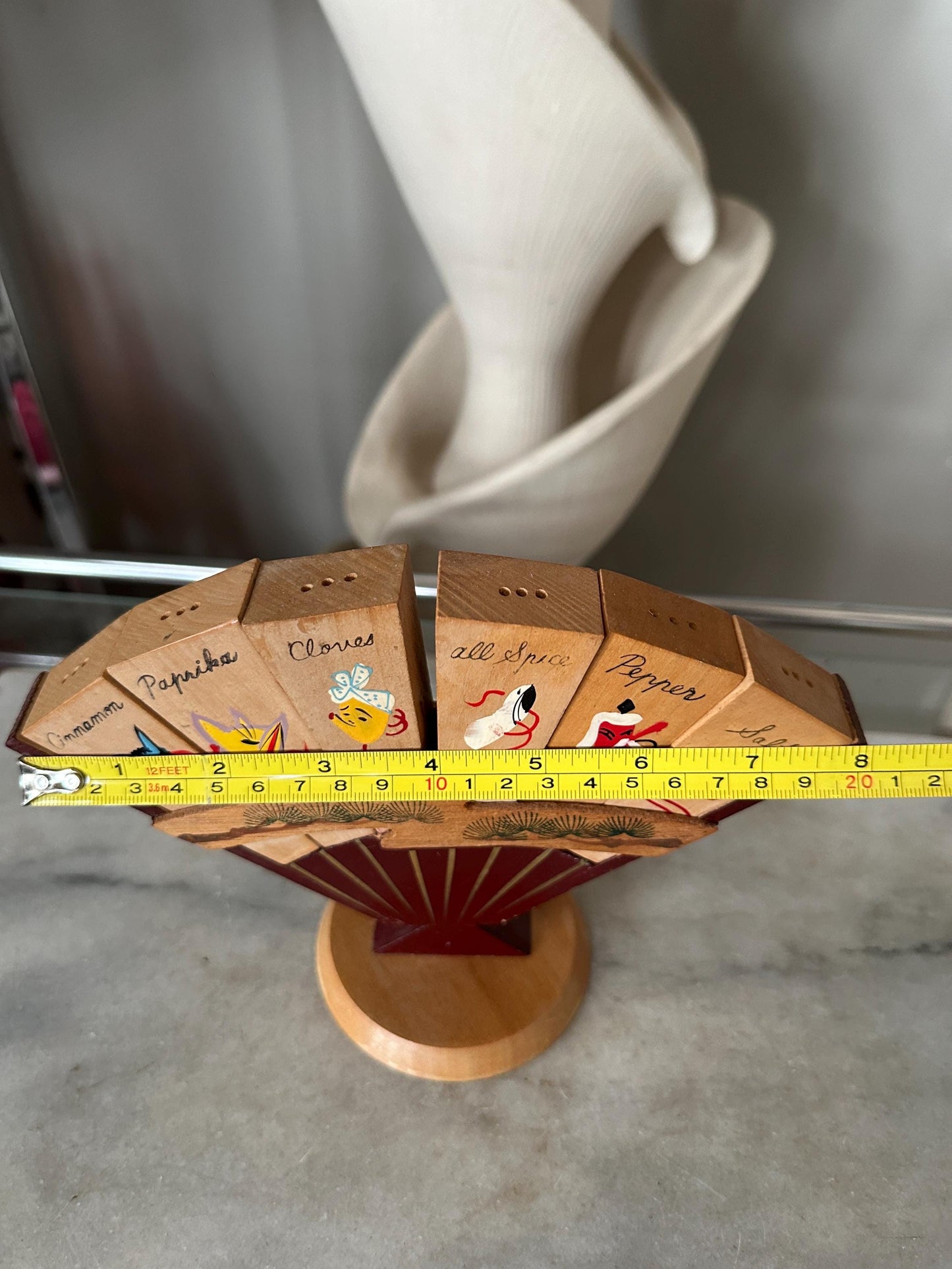 Asian Style Fan Caddy W/ 6 Wooden Shakers
