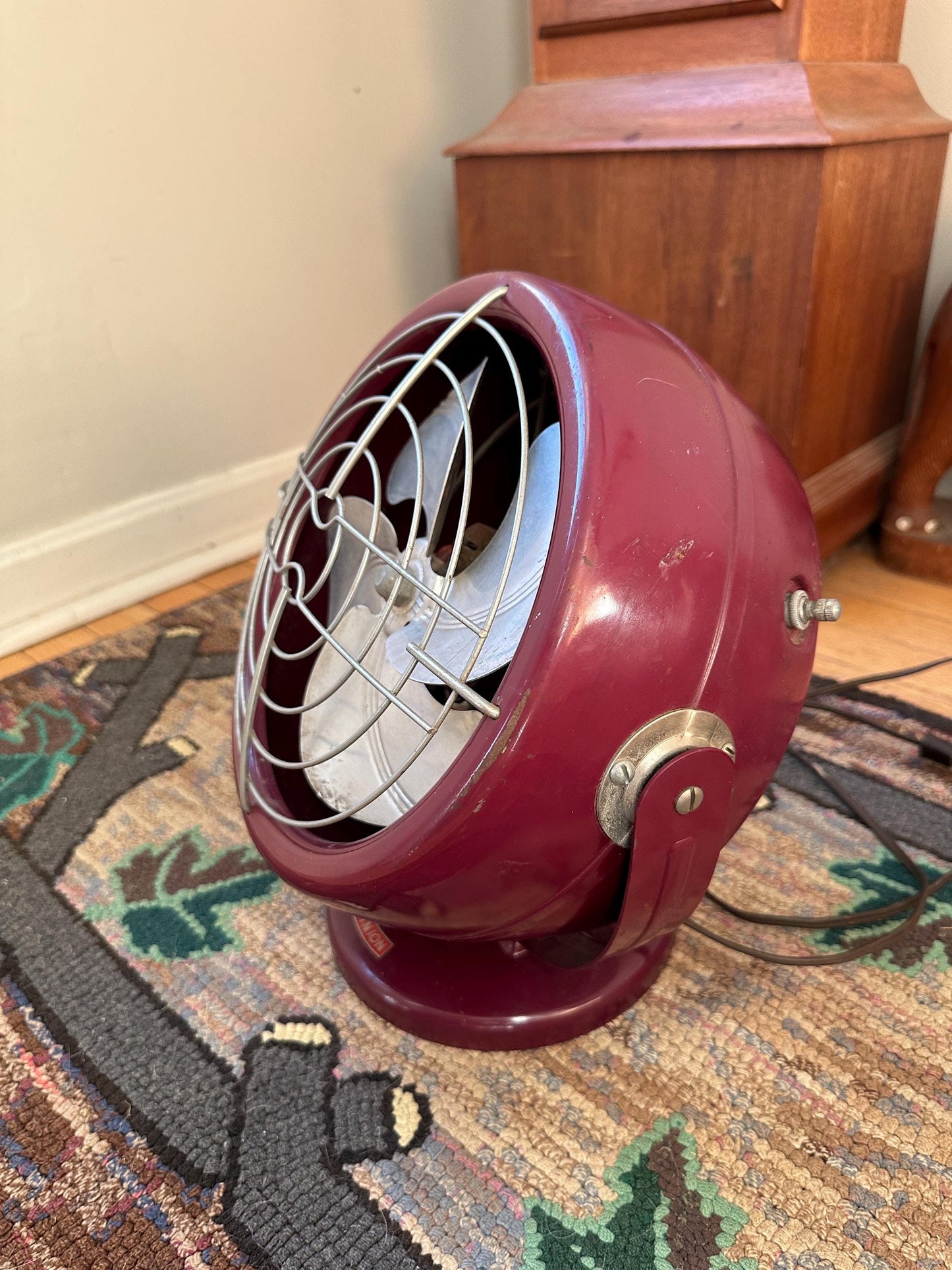 Vintage Mid Century Dominion Fan Model No. 2005-A Industrial 1 Speed Works