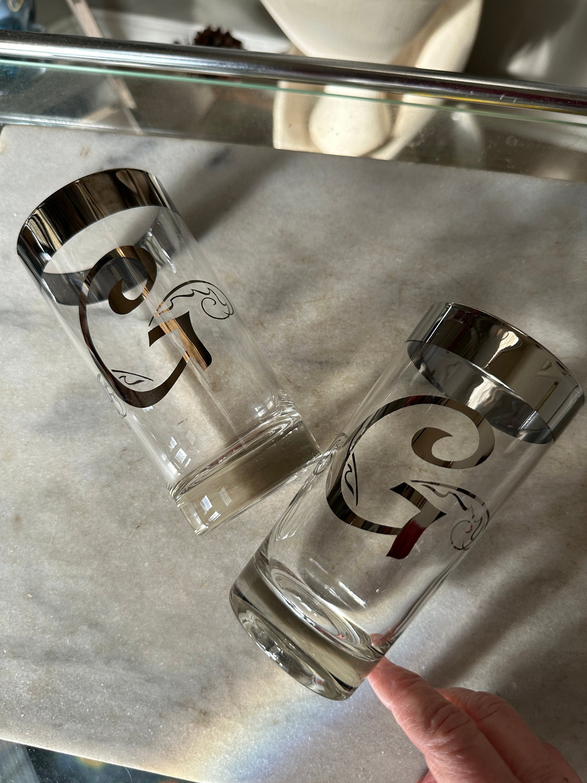 Dorothy Thorpe Style Highball Glasses: Platinum Band Monogram 'G' - Set of 2