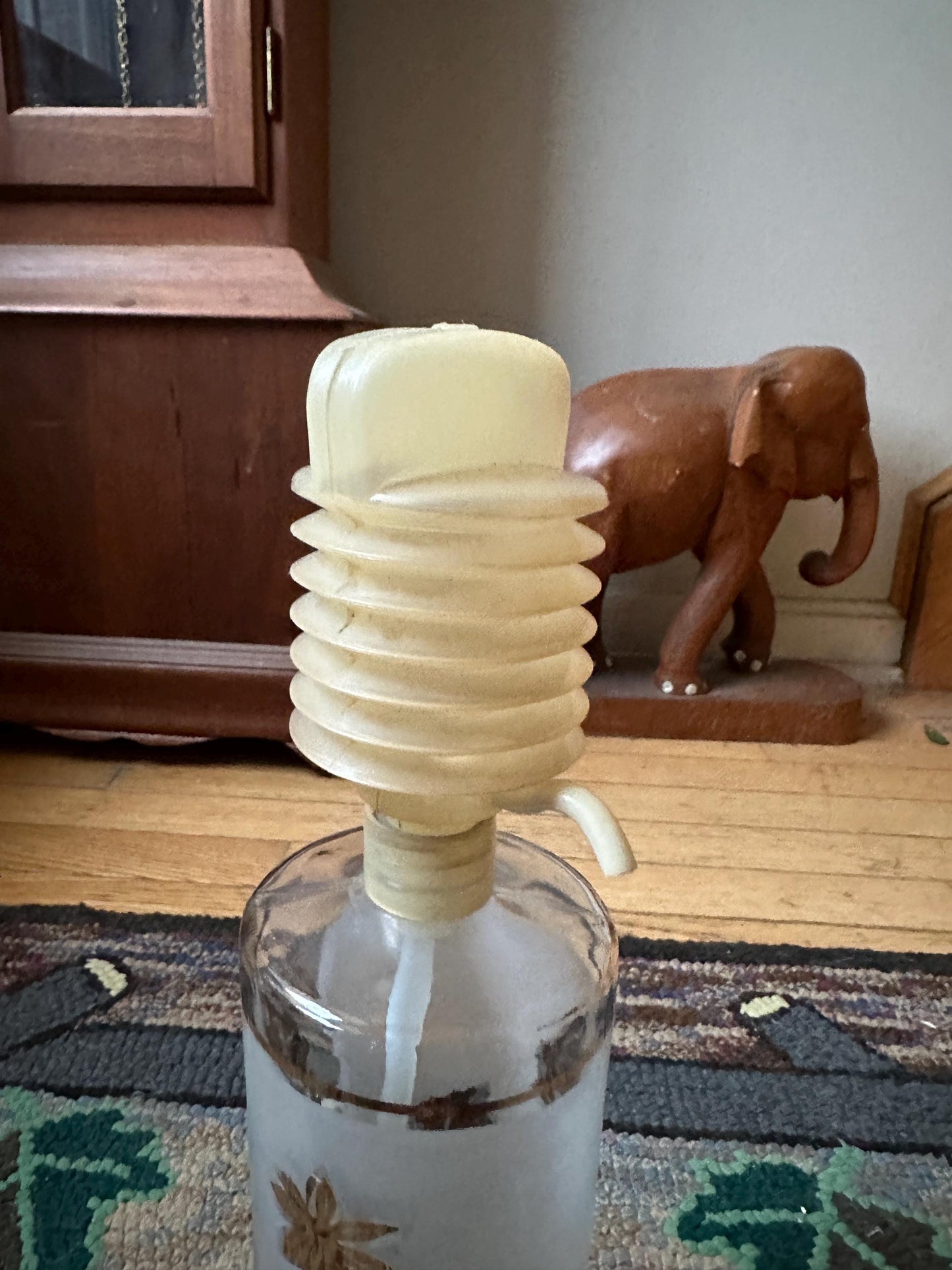 Libbey Golden Foliage Liquor Dispenser Set: MCM Barware with Two Cocktail Glasses