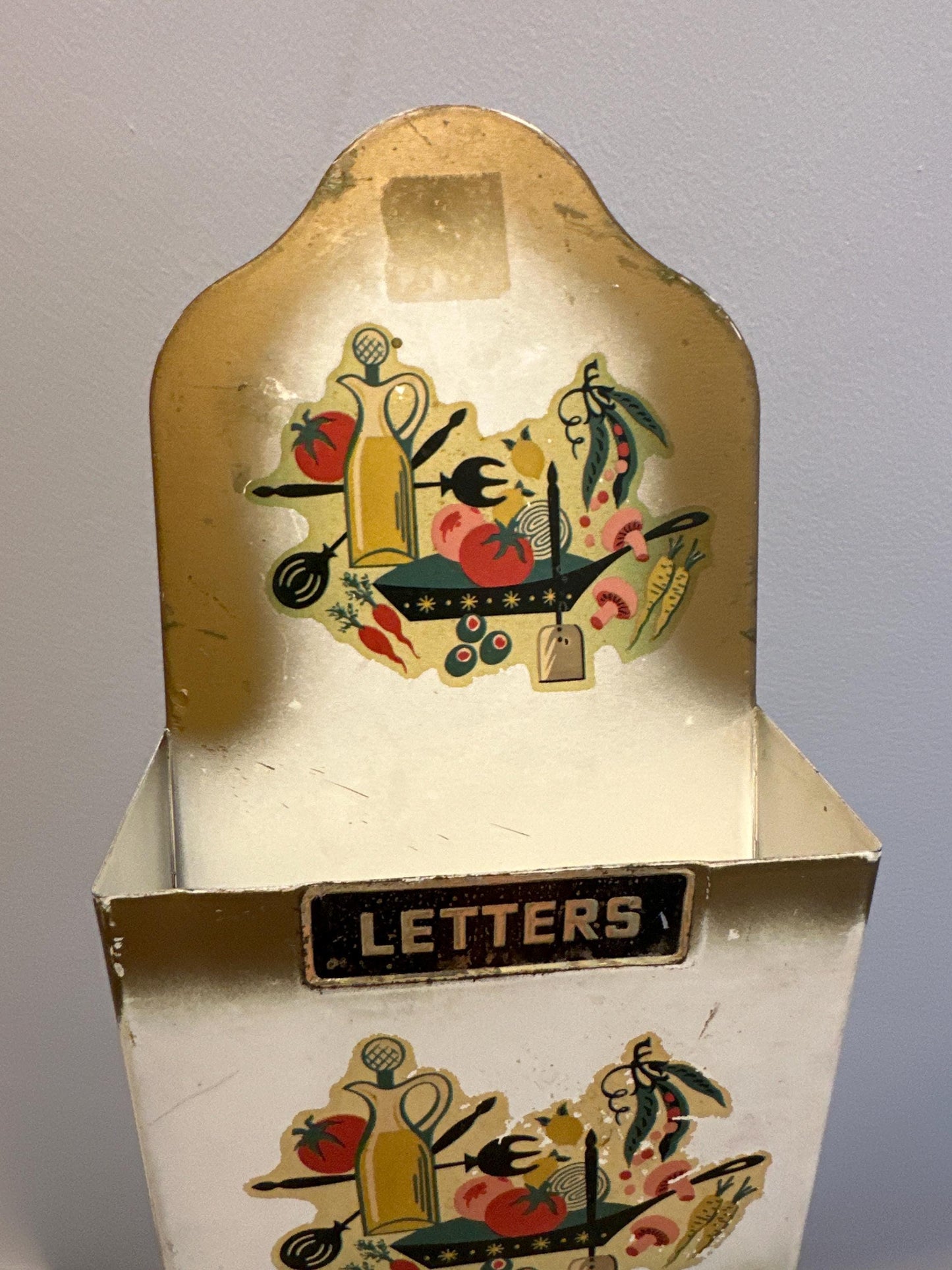 Vintage Mid Century 1950s Letter Bill Holder Wall Hanging ~ MCM Kitchenware Design | Tin Litho