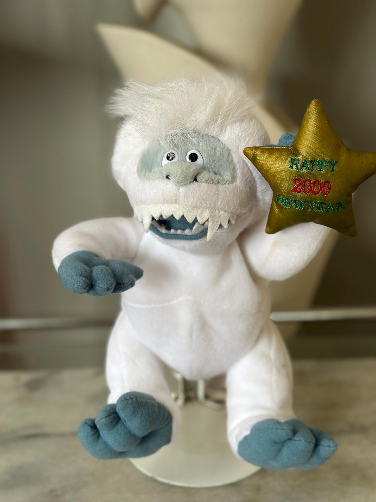 Rudolph Island of Misfit Toys Bumble Abominable Snowman Stuffins Plush 13” 1998 CVS