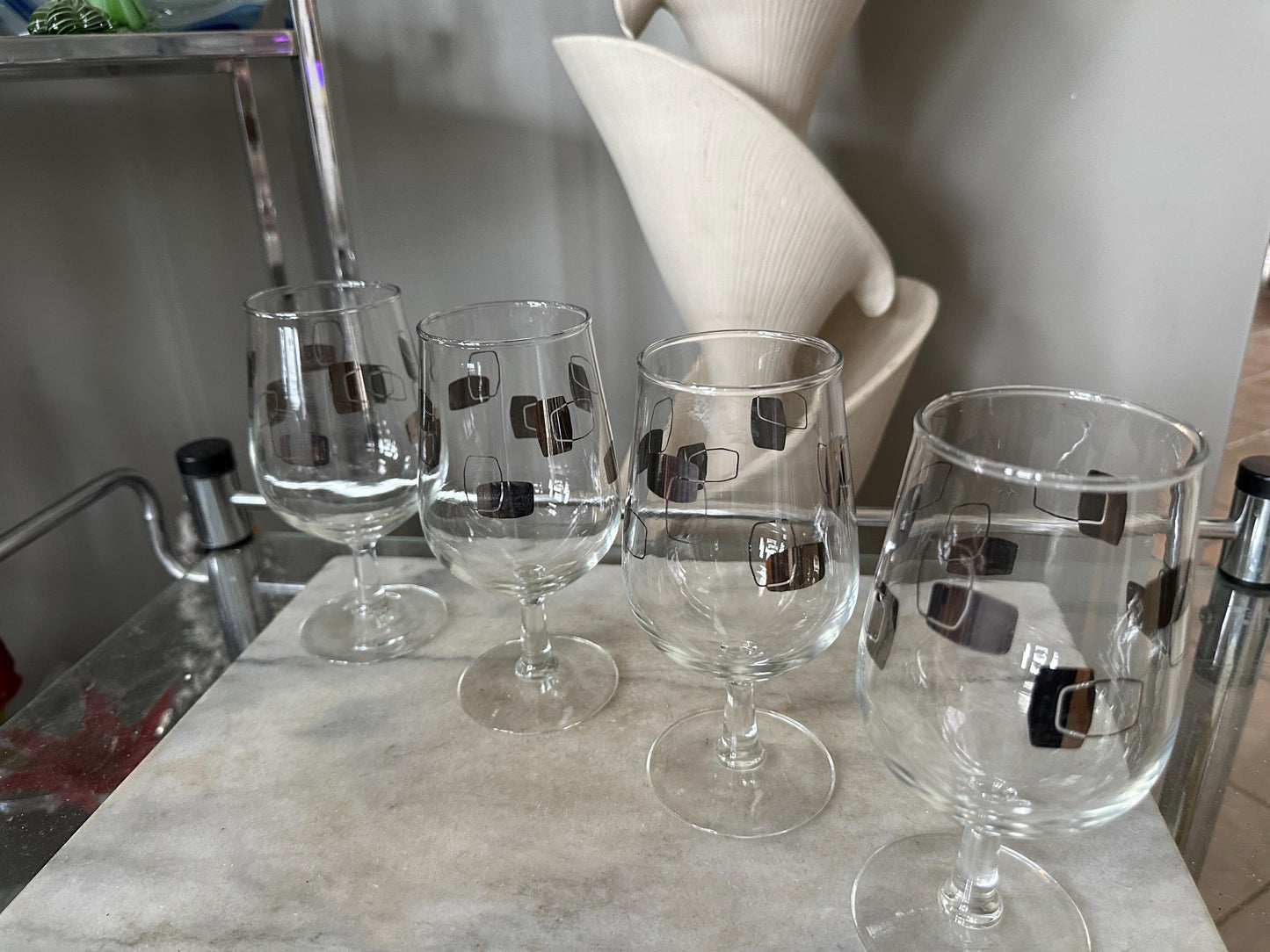 Vintage MCM Cocktail Barware – Set of 4 Wine Goblets w/ Silver Geometric Design | Mid-Century Modern Glassware