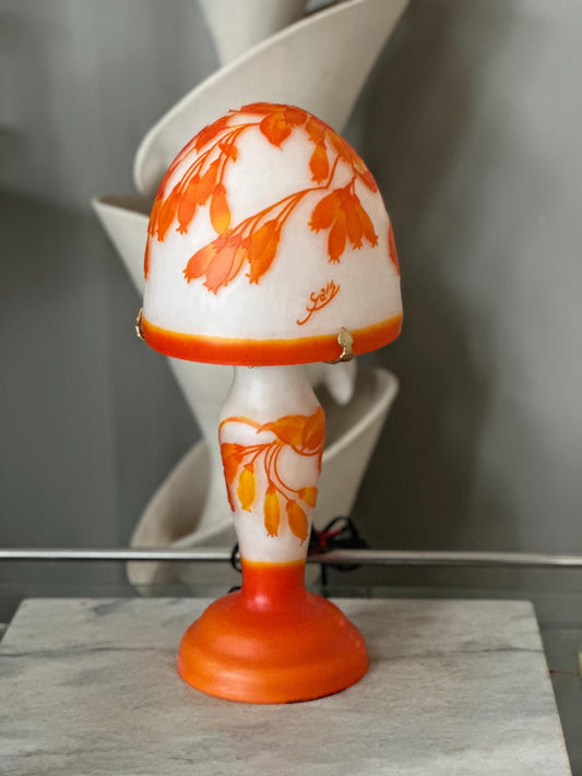 Emile Gallé–Style Art Nouveau Cut Cameo Glass Lamp – Reproduction