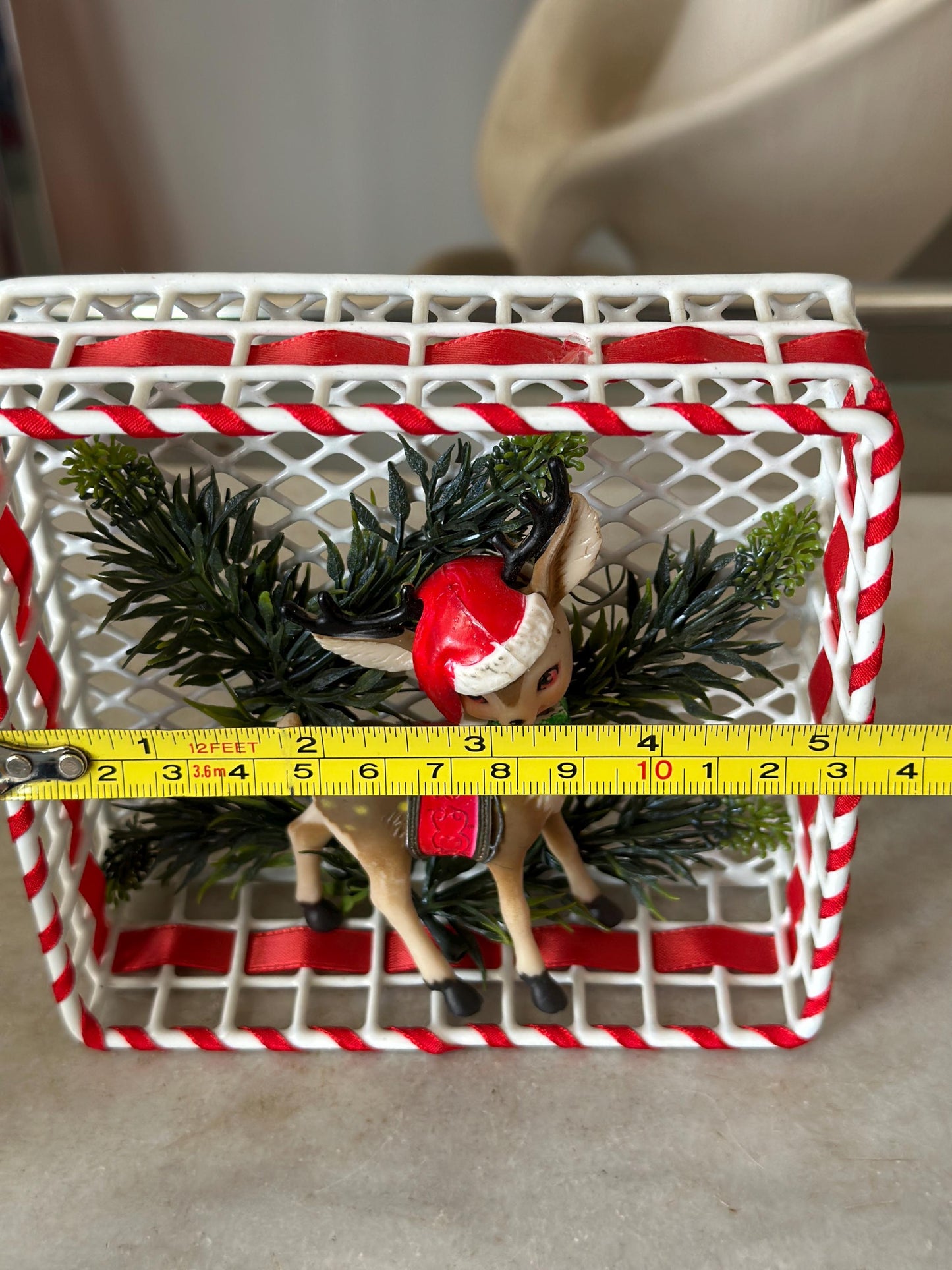 Vintage Kitschy Deer in Metal Mesh Box