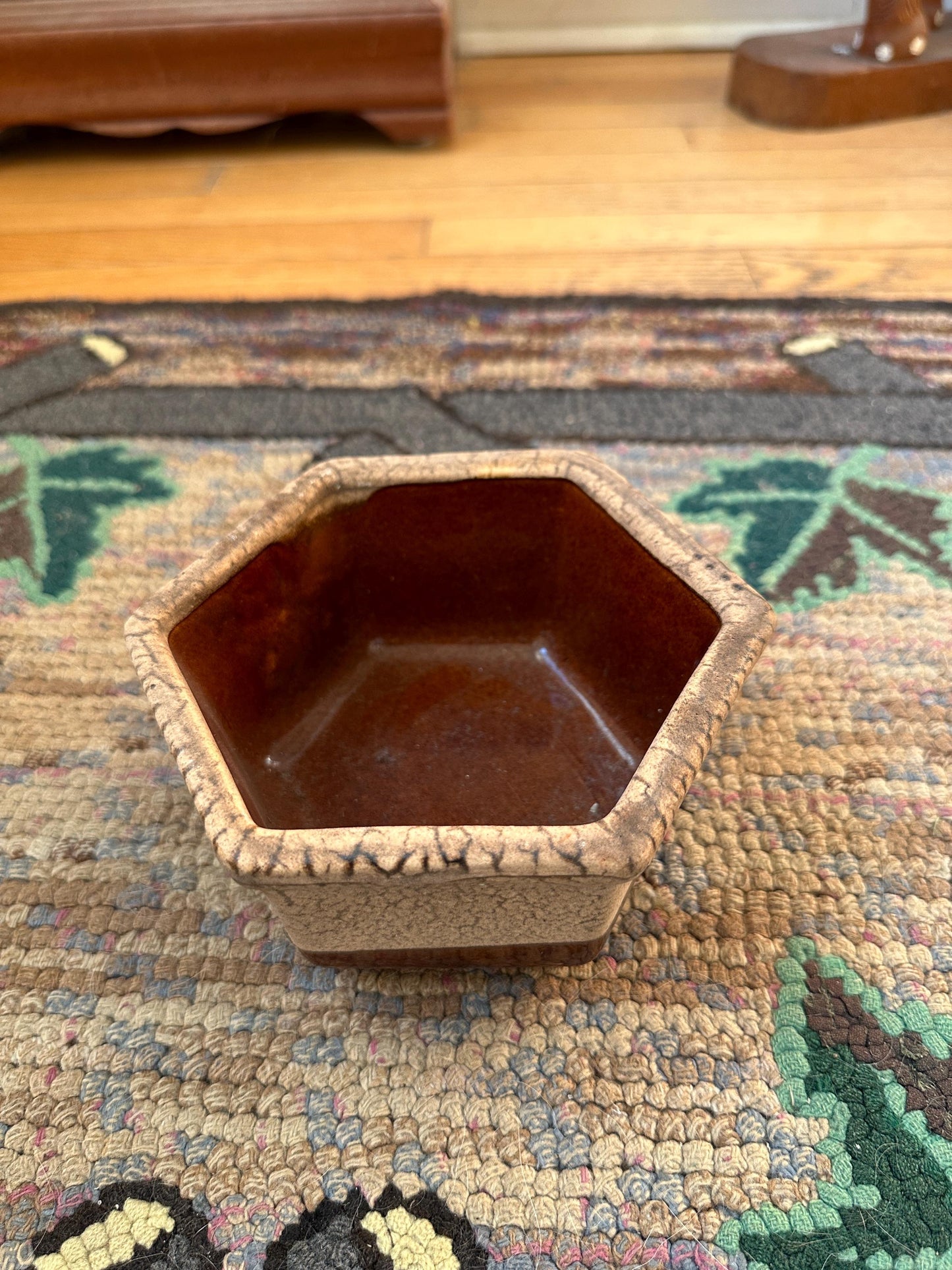 Vintage Haeger 4002 Cream And Brown USA Pottery 6-Sided Footed Planter