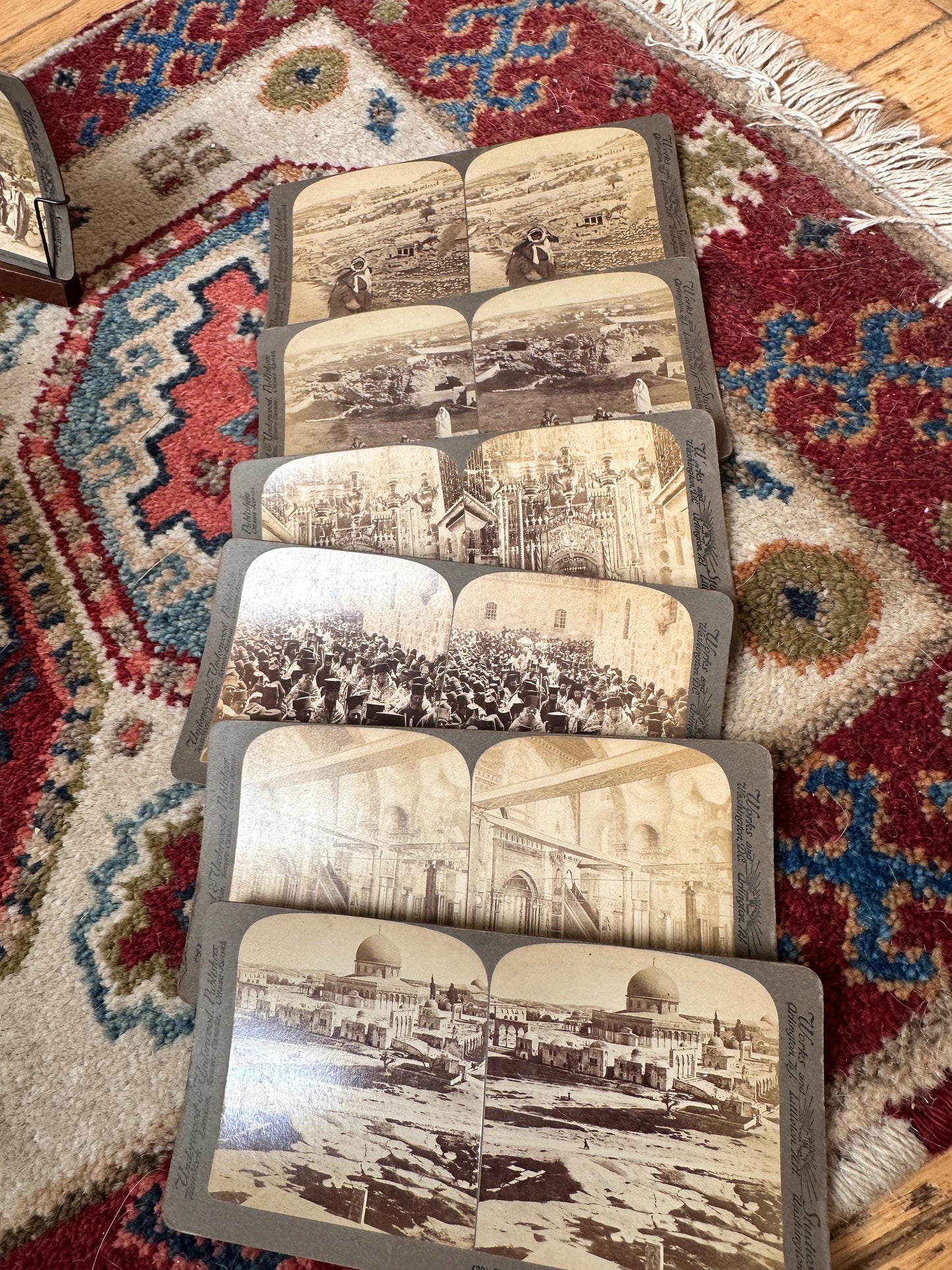 Antique Underwood Stereoscope Viewer with Jerusalem Stereoscope Cards