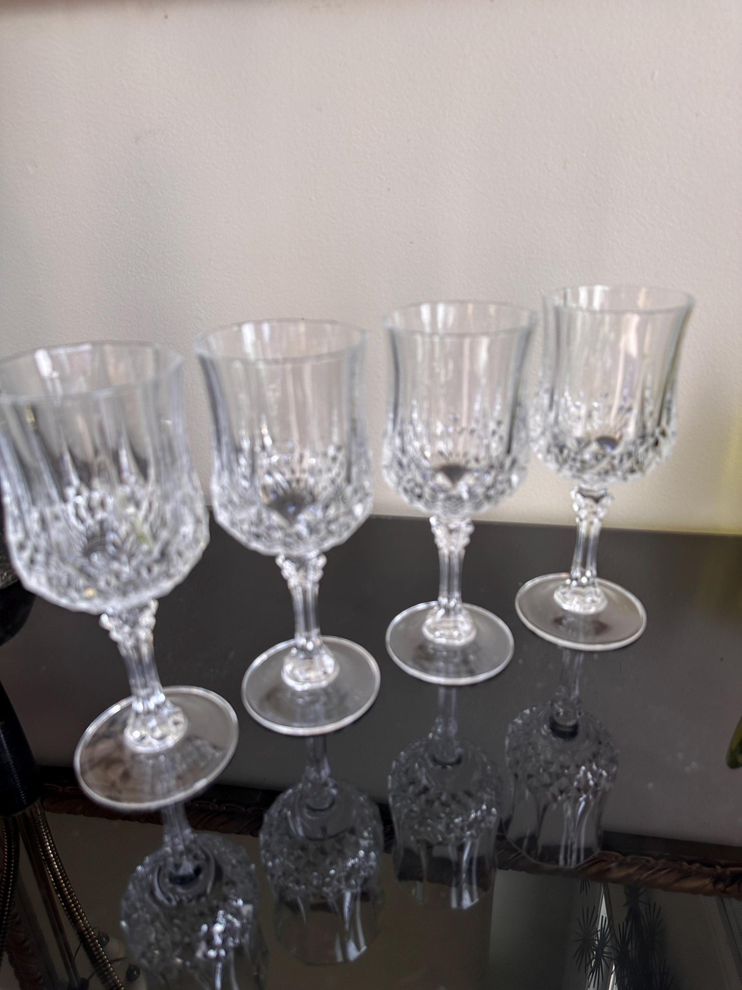 Vintage Cristal d’Arques Longchamp Crystal Wine Glasses – Set of 4 – French Crystal Stemware – 7.25” Tall