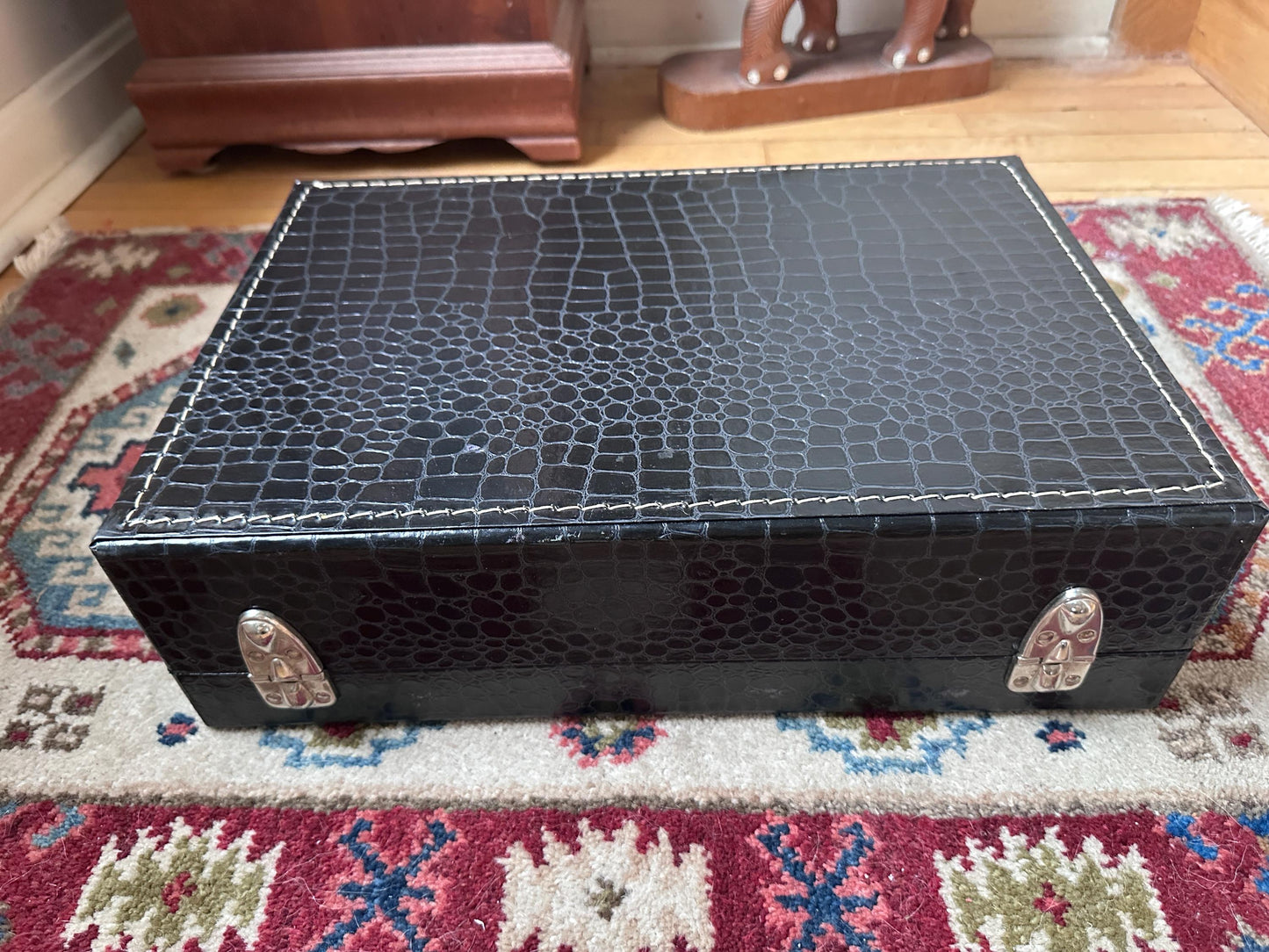 Vintage Mock Croc 8 Track Case | Faux Leather 30 8 Track Tape Carrying Case with 30 Tapes – 70s-80s, Cars, Blondie, Led Zeppelin and More