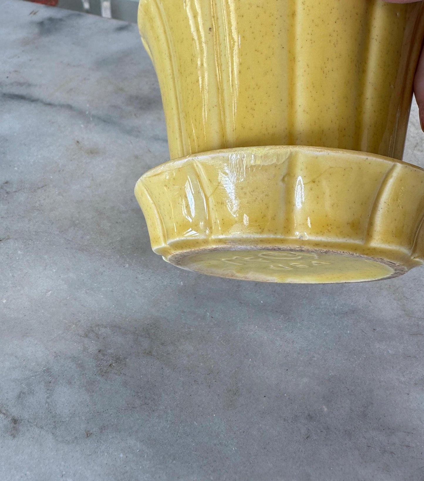 MCCOY vintage 1950s yellow planter, Yellow McCiy Flower Pot, Vintage McCoy, USA Pottery, Please Read Description