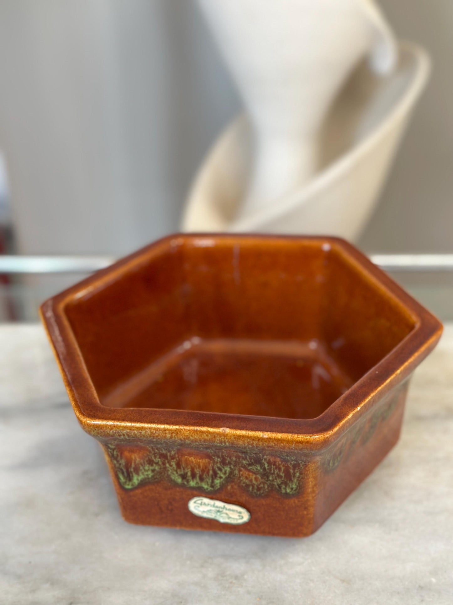 Haeger Pottery Planter #4003 USA, Hexagonal Brown Variegated Drip Glaze Pot, 6 Sided Pottery, 3.5” T x 9” W