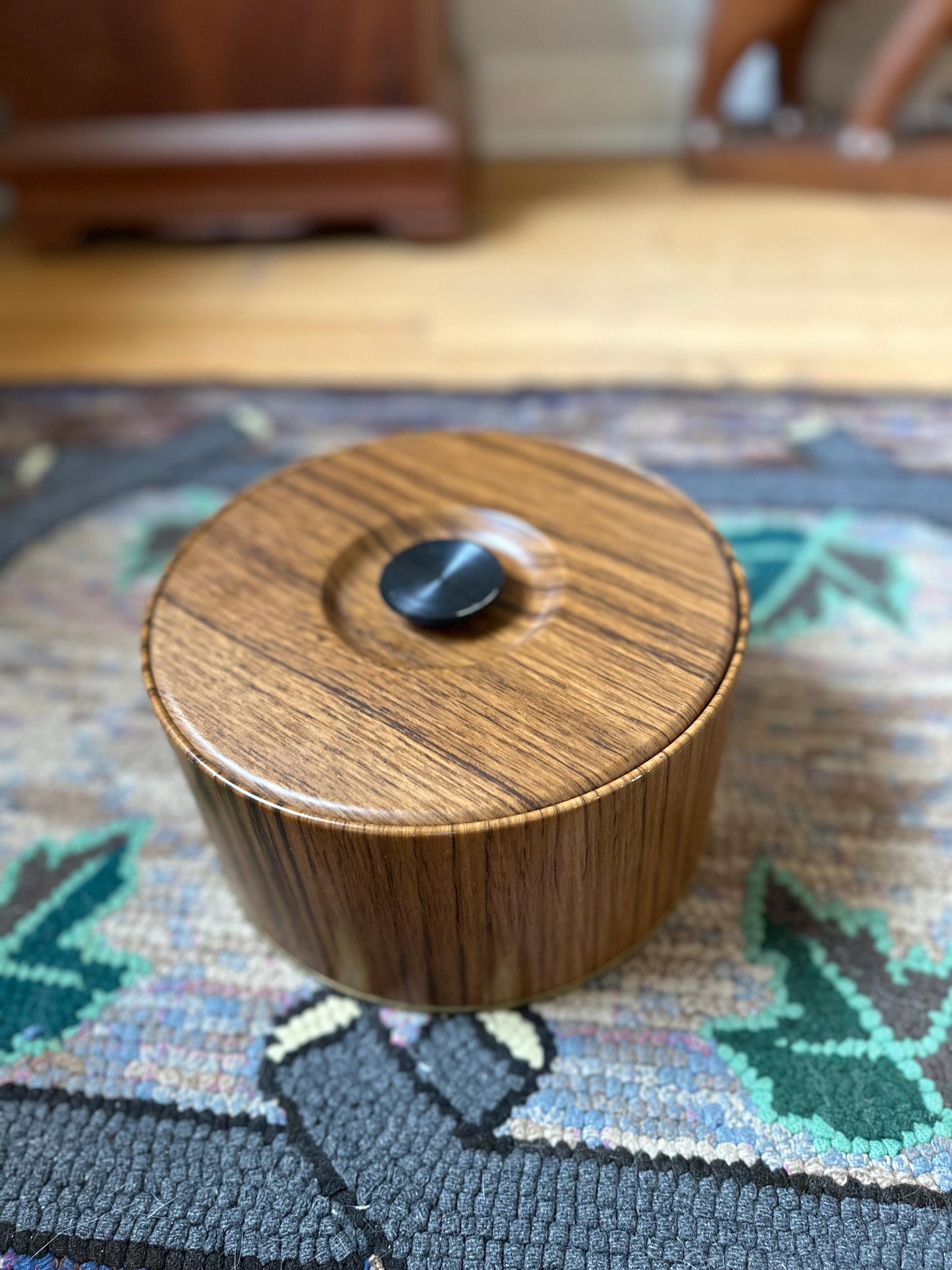 Wood Grain Ice Bucket, Round Guildcraft Ice Box, Vintage Insulated Countertop Storage Box, MCM Retro Barware, Metal Ice Holder