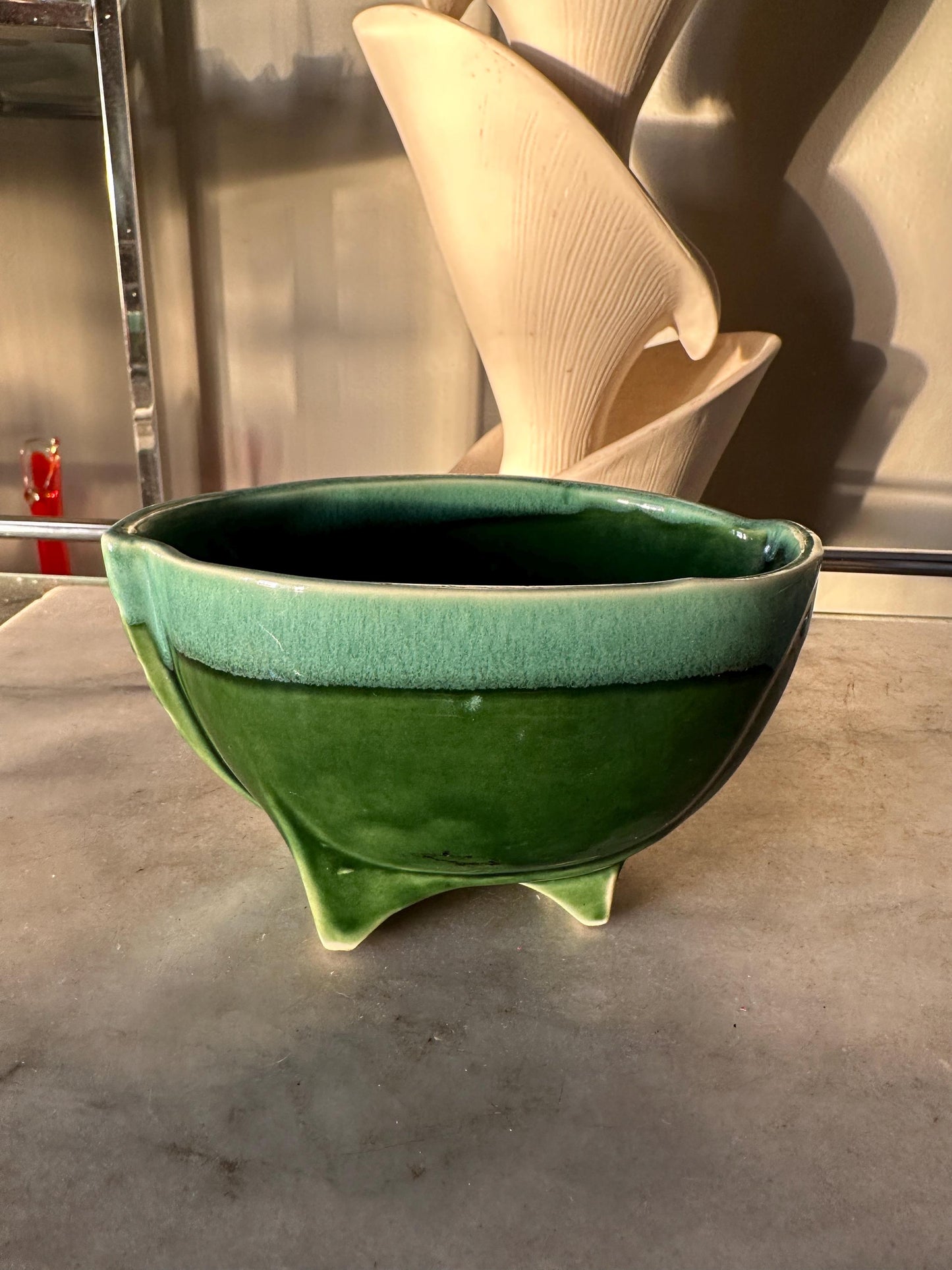 Covina Pottery CP Planter Ceramic MCM Amoeba Kidney Teardrop Footed Pot 346