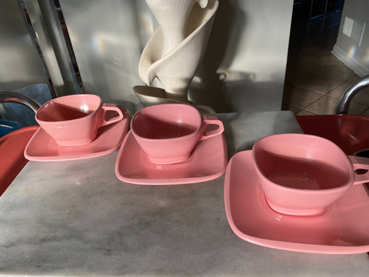 Harmony House Talk of the Town Melmac Ware - Set of 3 Cofee Cups and Saucers - Soft Pink  Color - GREAT for Camping - Summer Picnics