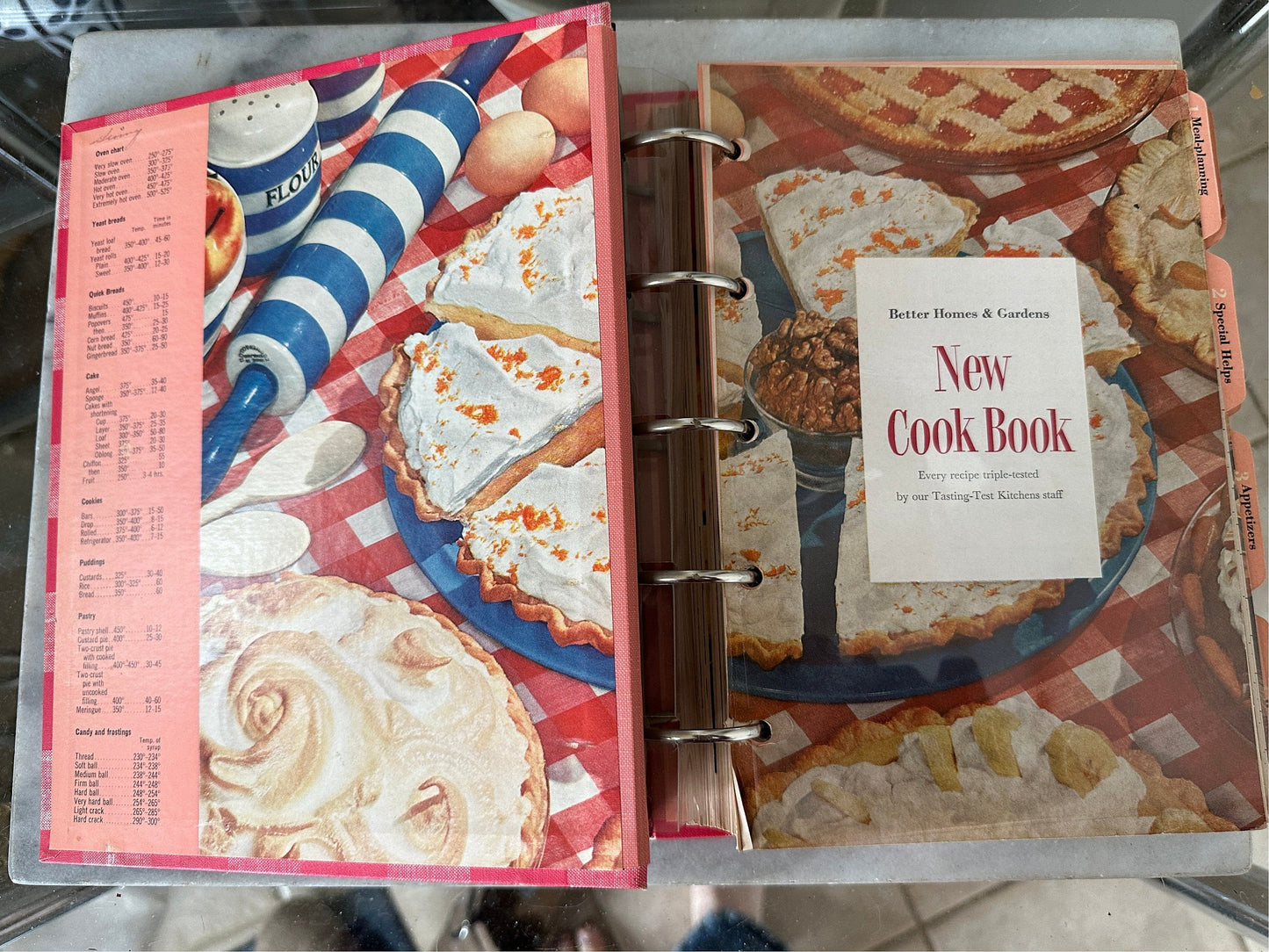 Better Homes and Gardens New Cook Book Vintage Classic Red Checked Cookbook Meredith Press 5 Ring Binder