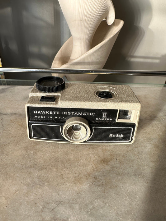 Kodak Hawk Eye Instamatic II Camera | Vintahe Camera