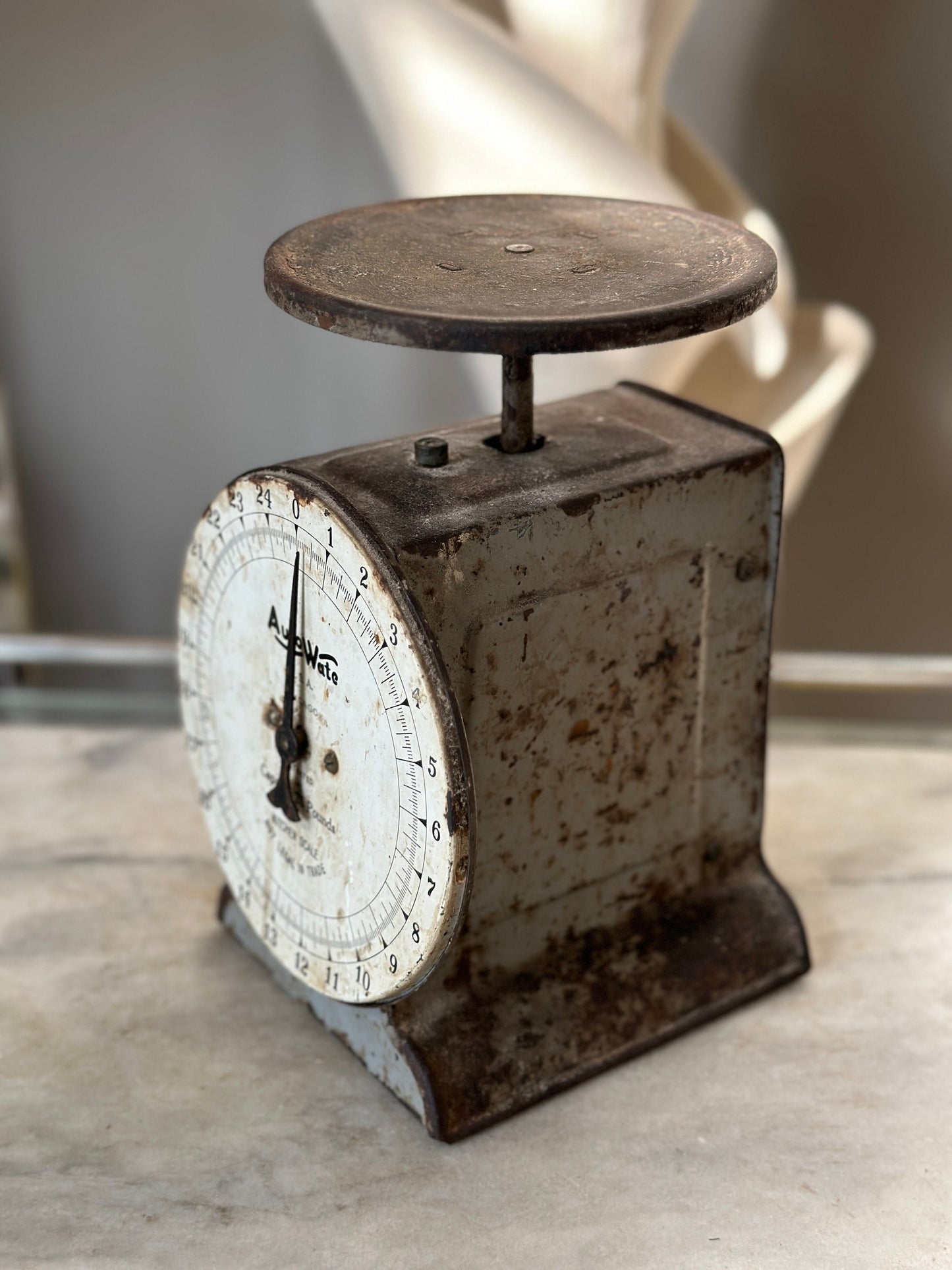 Vintage Auto Wate Metal Scale Decor | Kitchen Scale | Primitive Decor | Rustic Farmhouse