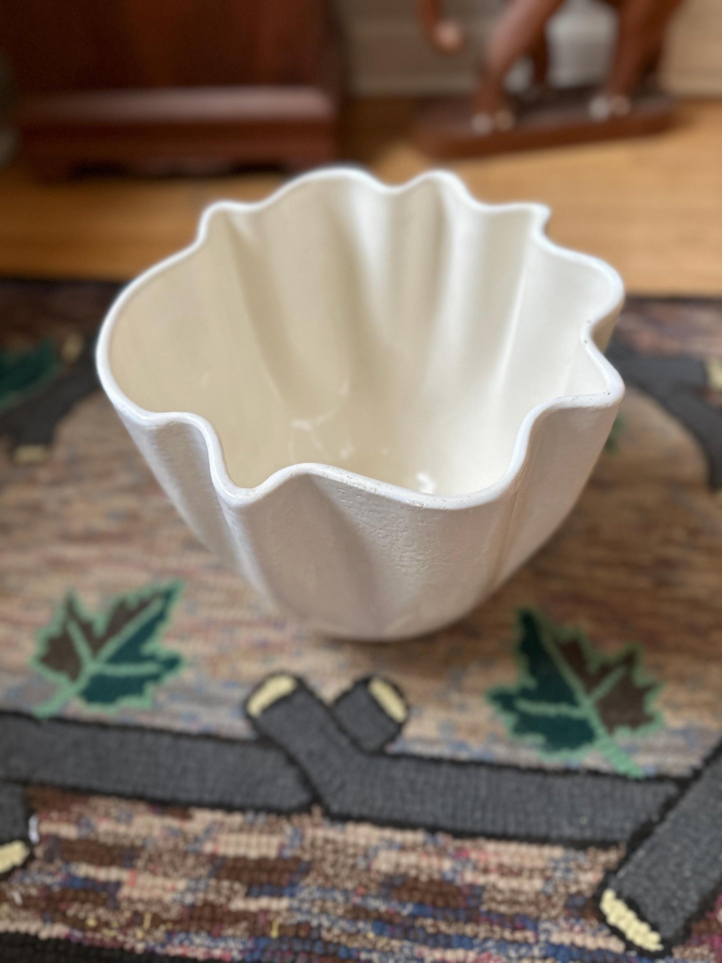Vintage 1950s Mid Century Hull 427 Ceramic Wave Planter | MCM USA pottery