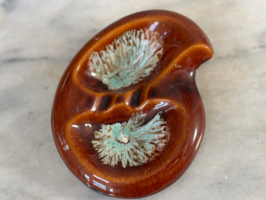Vintage Mid Century Pottery Abstract Kidney Ashtray Drip Glazed Ashtray Glazed Pottery Drip Glaze Pottery | Plymouth Products Philadelphia
