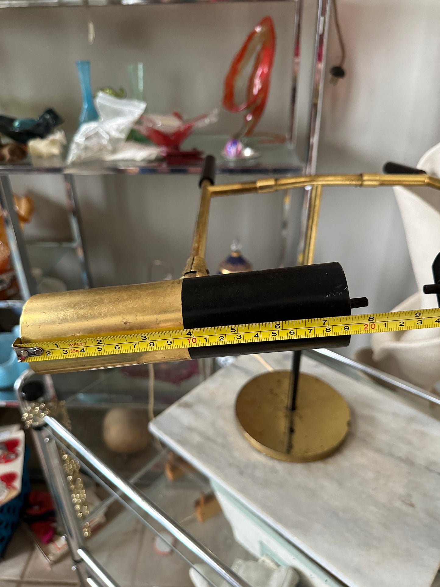 MCM Von Nessen Koch & Lowy Style Articulating Brass Desk Light Arm | Mid Century Moder Brass Plated And Black Shade Table Lamp