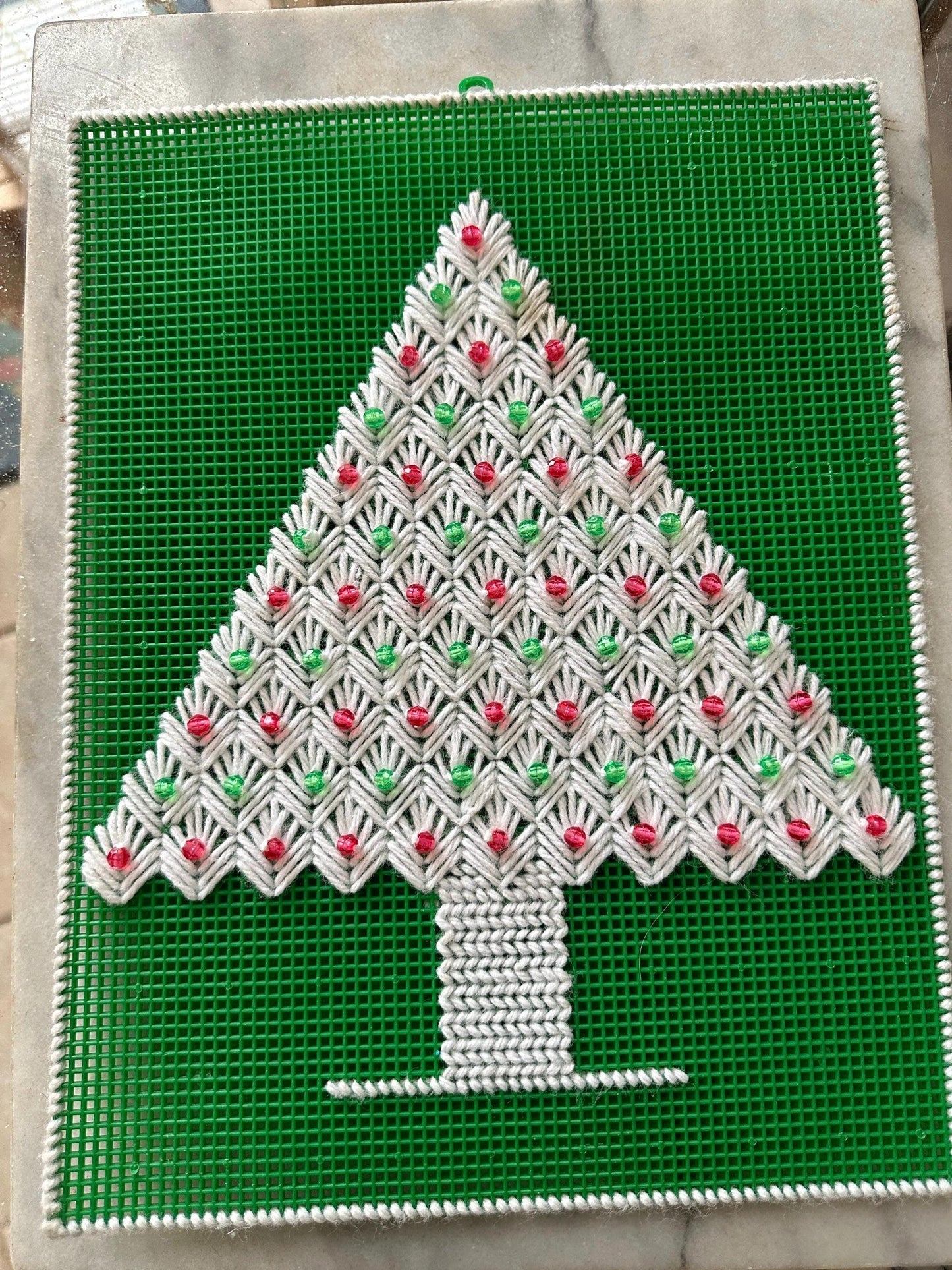 Vintage Christmas Tree Yarn Art Plastic Canvas Kitsch Wall Hanging Decor 14x11