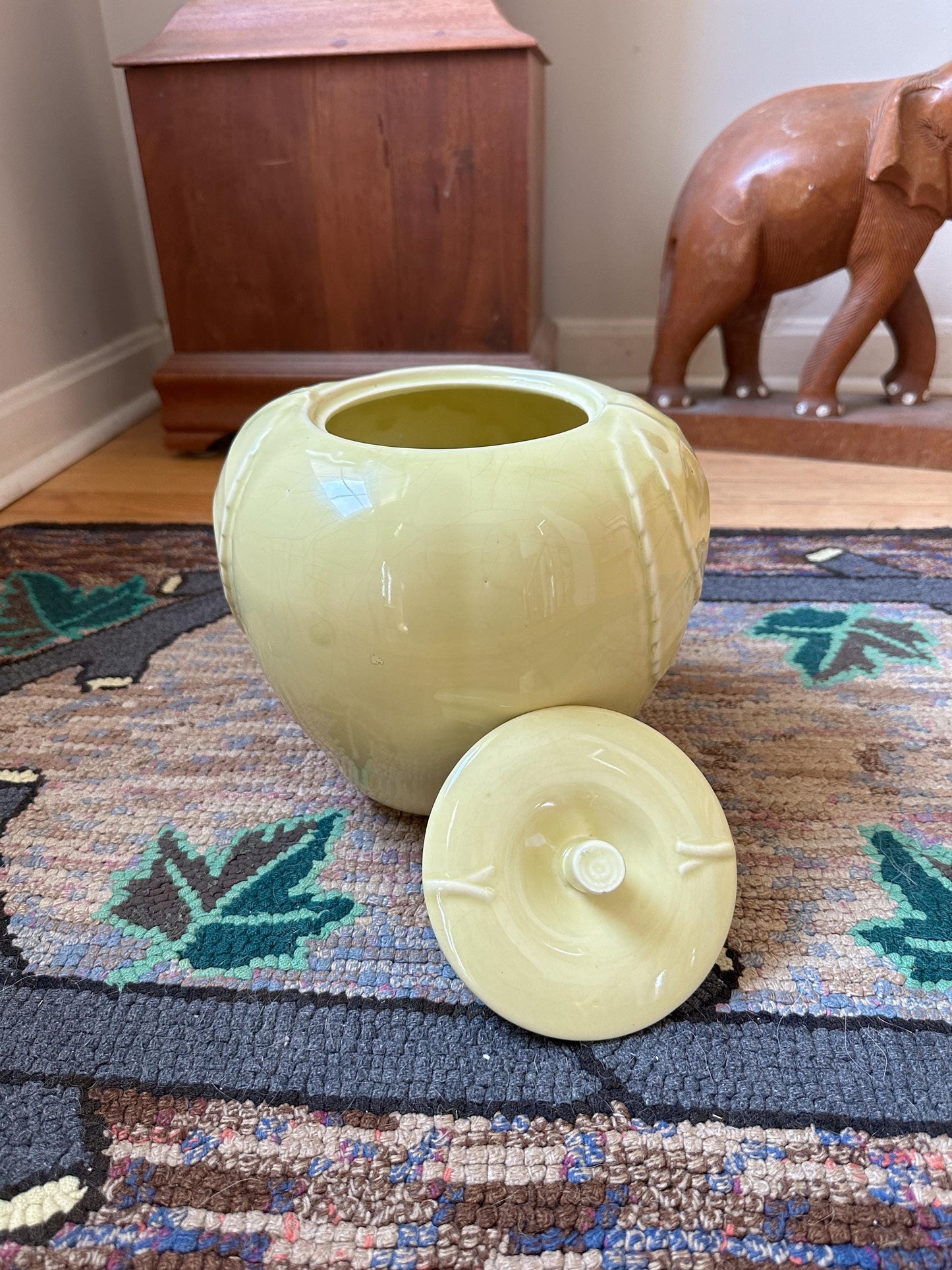 Rare* Yellow Hull Pottery Blushing Apple 1940's Mid Century Cookie Jar