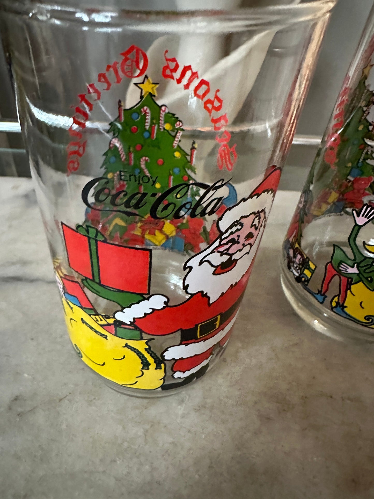 Coca Cola Vintage Glasses Set Of 2 Santa Claus Christmas Tree Drinking Glasses
