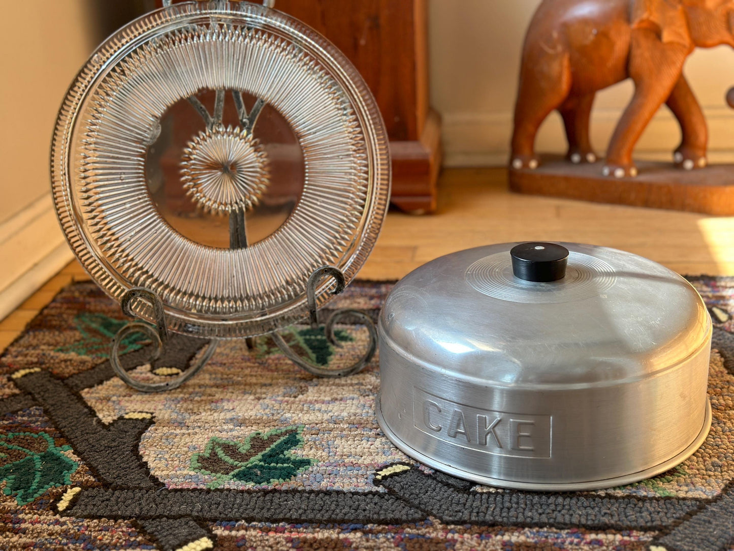 1950s Vintage Aluminum Cake Saver with Glass Plate: Mid-Century Kitchenware