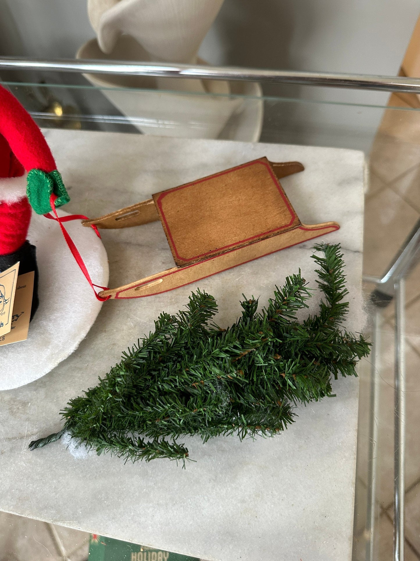 1994 Annalee Santa pulling sleigh with tree