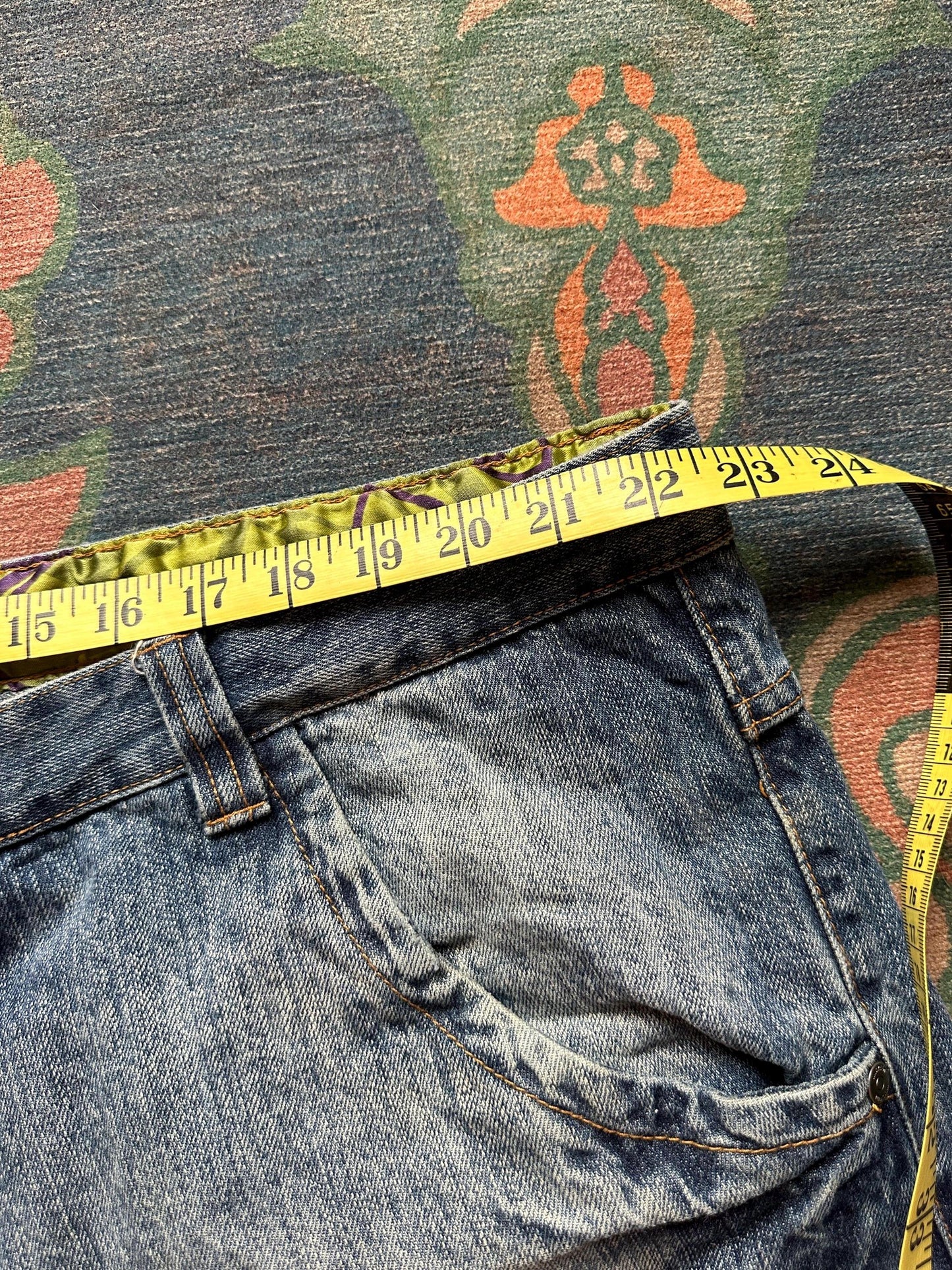 Vintage Miskeen Y2K Washed Graffiti Green Purple Denim Jeans 44 x 34