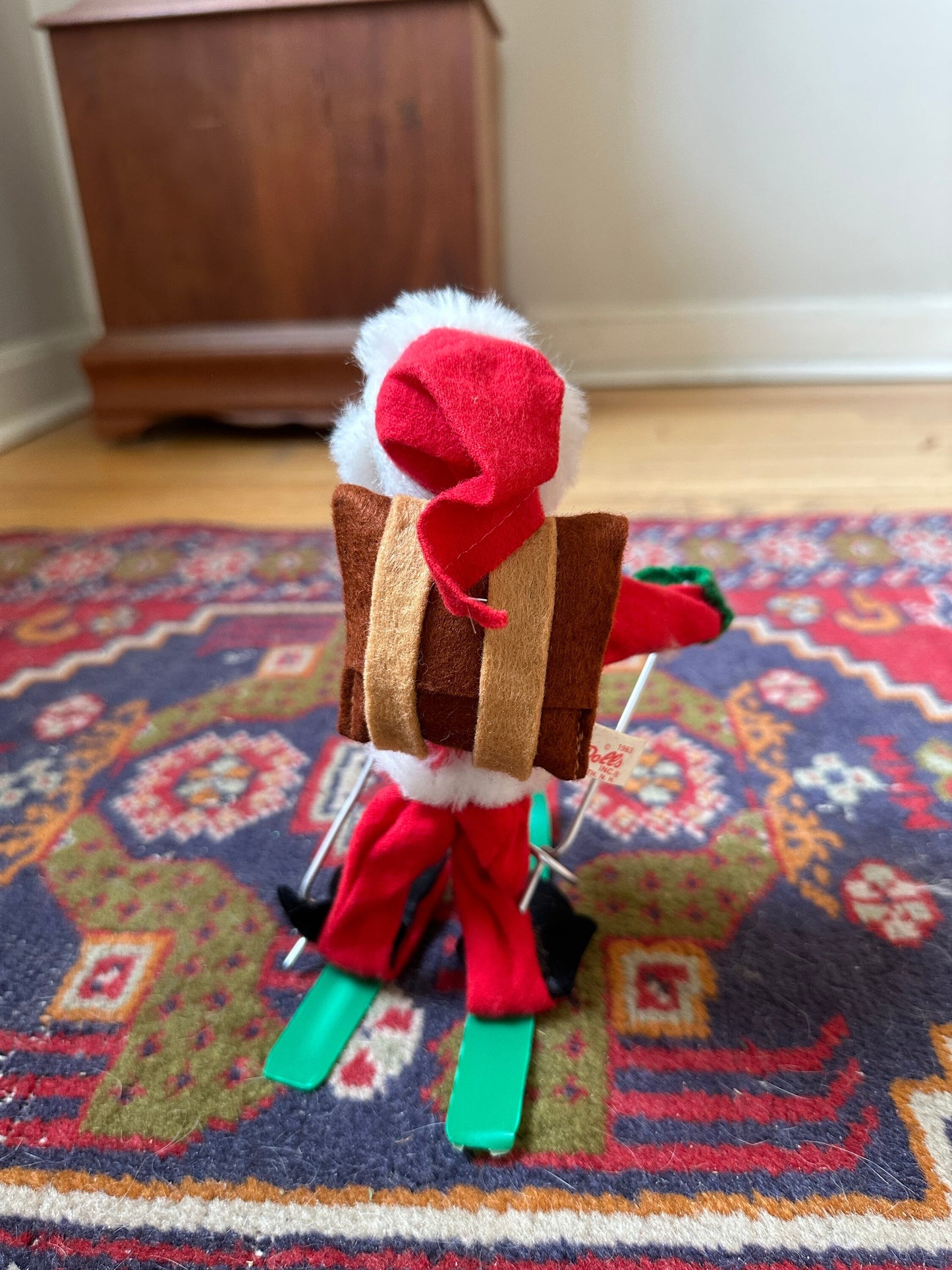 Vintage ANNALEE Skiing Santa Claus Vintage CHRISTMAS Mobilitee 1963 w/ Tags, kitschy