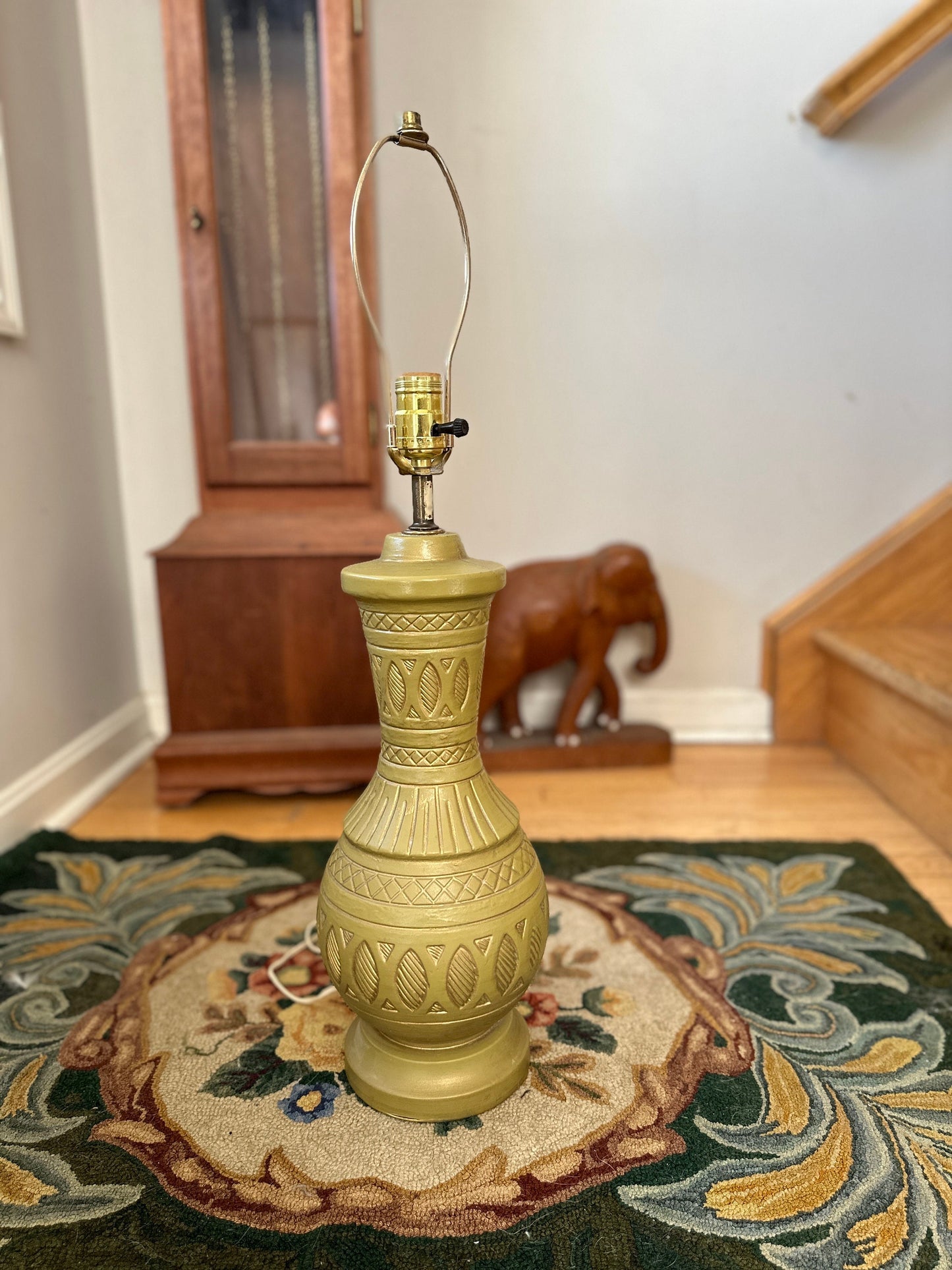 Mid Century Green and Gold Table Lamp | Blowmold 9lastic with Textired Design | Tall MCM Vintage Original