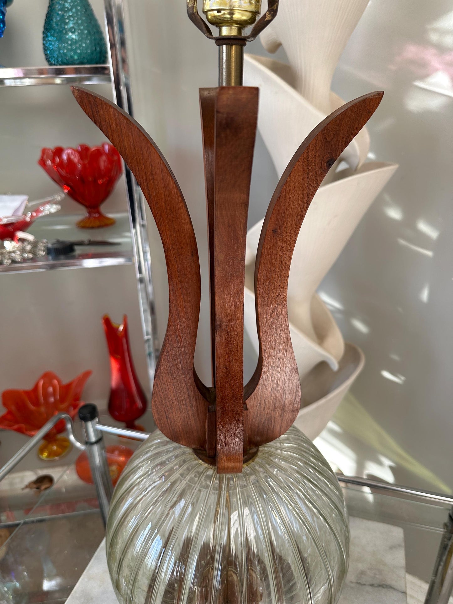 Scandinavian Modern Mid-Century Table Lamp in Pineapple Form