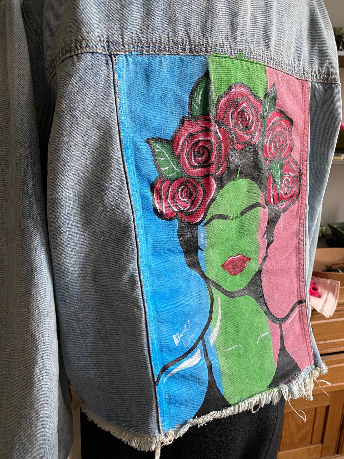 Hand-Painted Freida Kahlo Denim Jacket: Women's Street Art Clothing