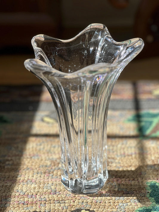 Vintage Cofrac Art Verrier Crystal Vase: Hand-Blown French Floral Decor