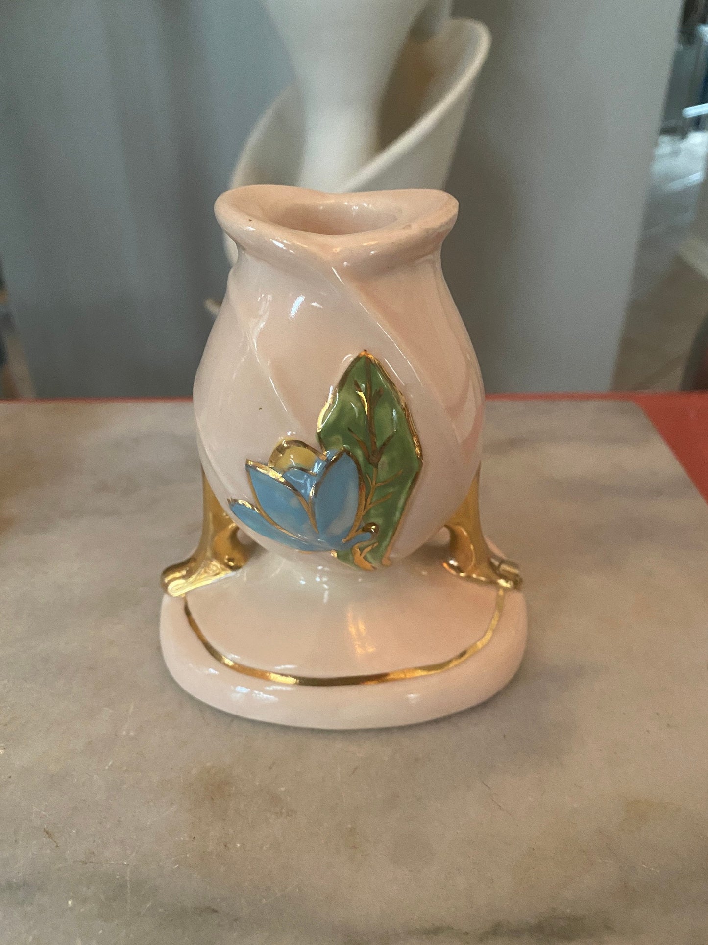 Mid-century Hull Pottery BLUE MAGNOLIA candlestick holders  | H-24 | USA