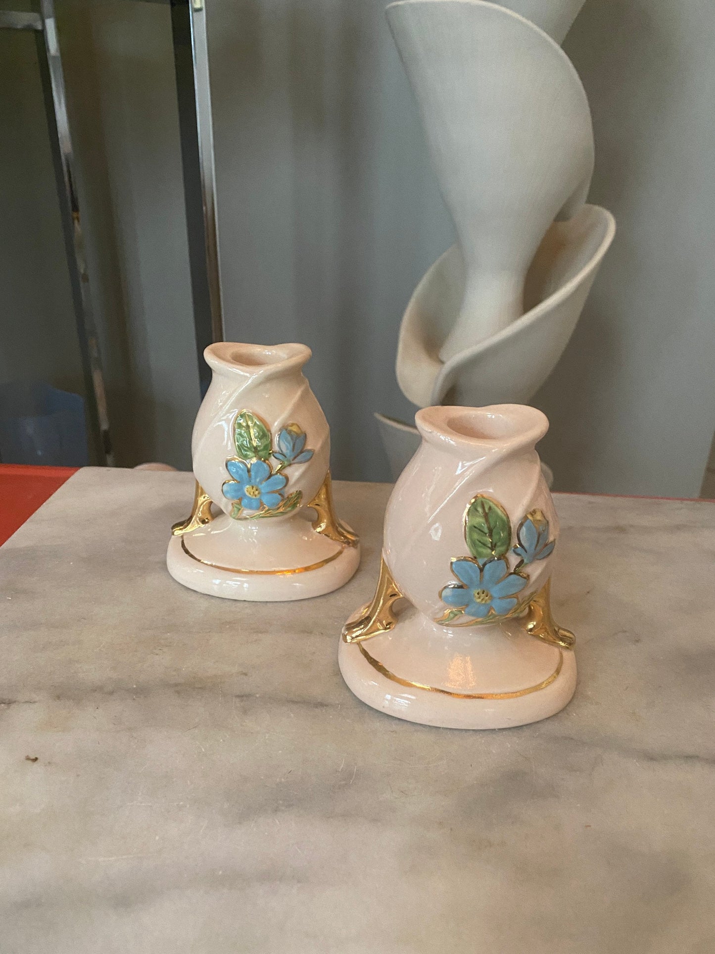 Mid-century Hull Pottery BLUE MAGNOLIA candlestick holders  | H-24 | USA