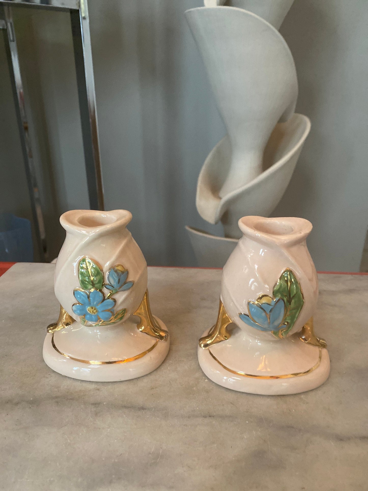 Mid-century Hull Pottery BLUE MAGNOLIA candlestick holders  | H-24 | USA