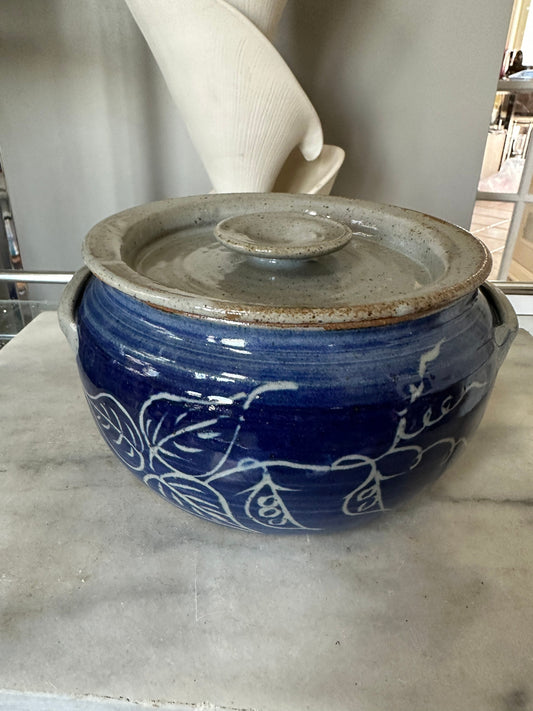 Vintage Ceramic Ard Pottery Bowl w Lid - Trinket/Catchall Dish - White and Blue Pottery - Blue w White Flowers / Farm House / Cottage Chic