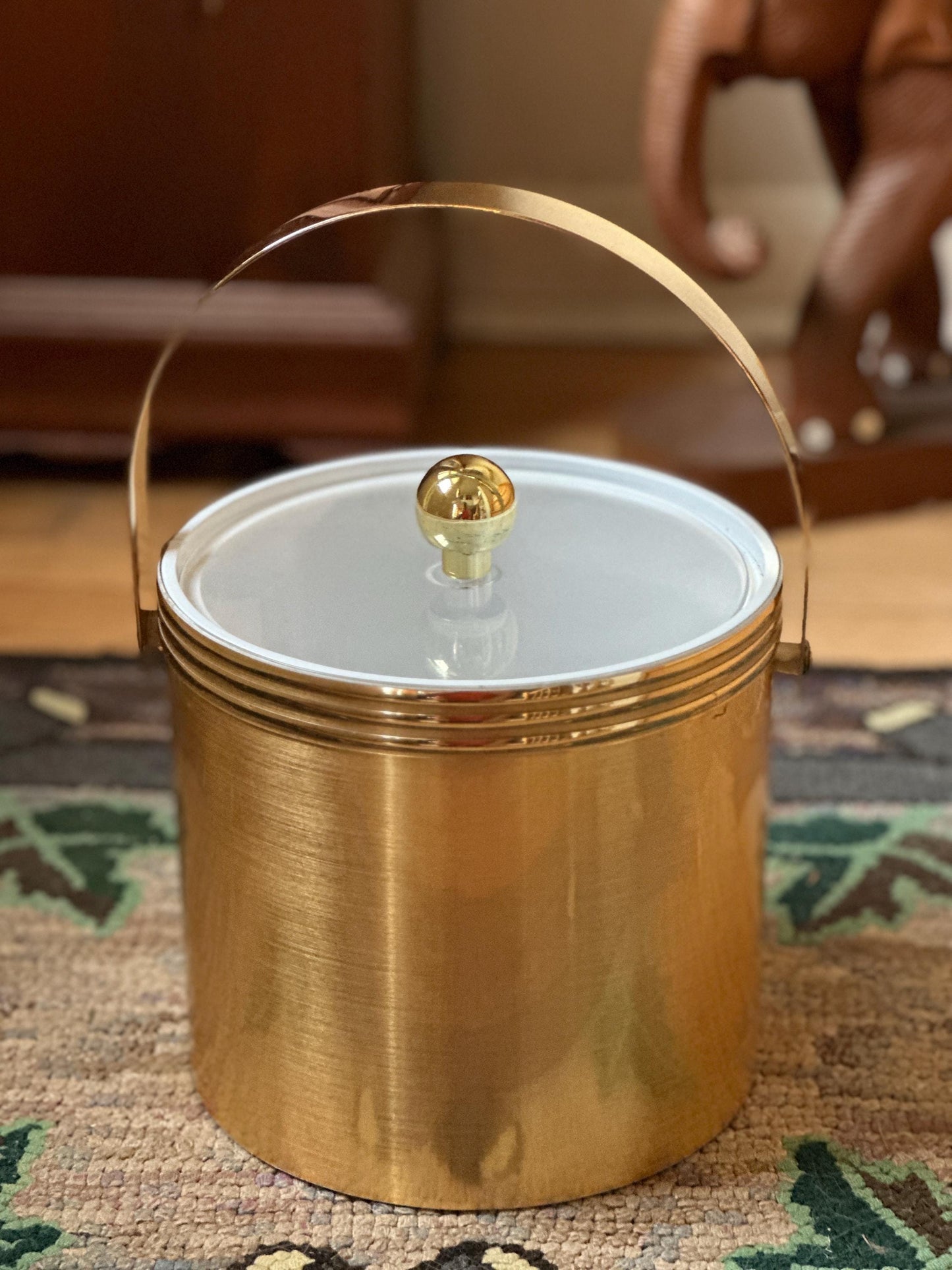 Vintage Gold MCM Ice Bucket: Mid-Century Modern Barware with Lucite Lid