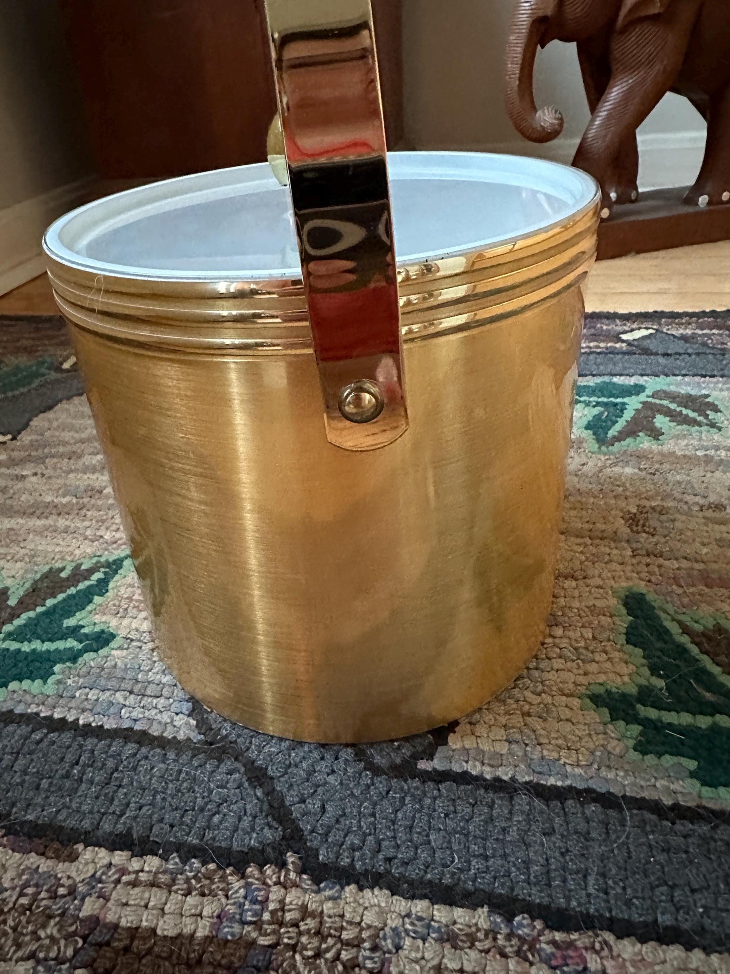 Vintage Gold MCM Ice Bucket: Mid-Century Modern Barware with Lucite Lid