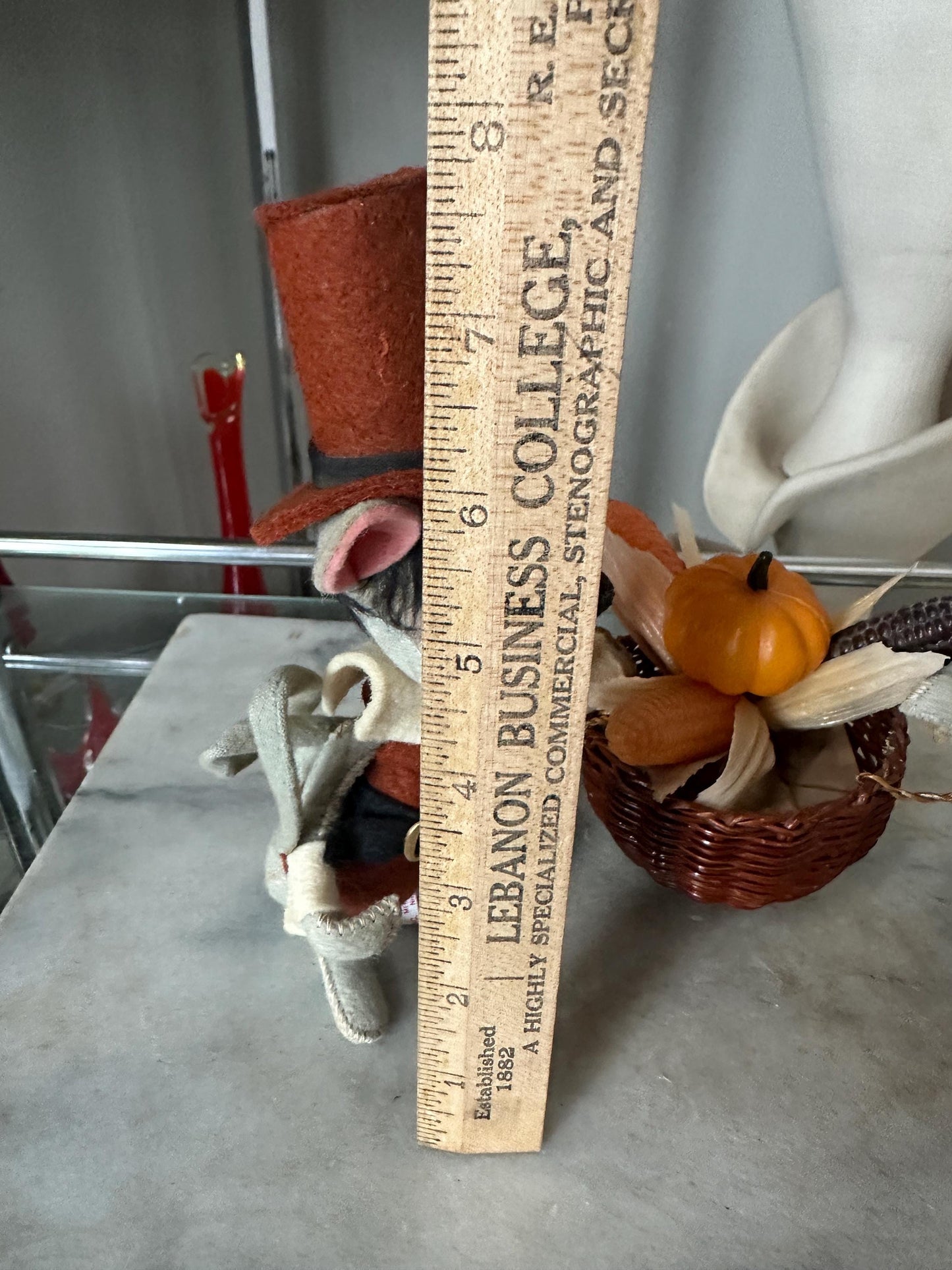 Annalee Mobilitee 7" Male Pilgrim & 6" Female Pilgrim Mice with Basket