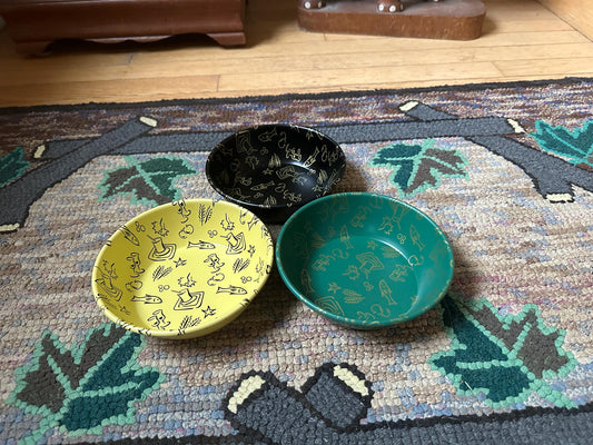 Vintage MCM Aluminum Snack Bowls: Fish & Wine Theme, Set of 3