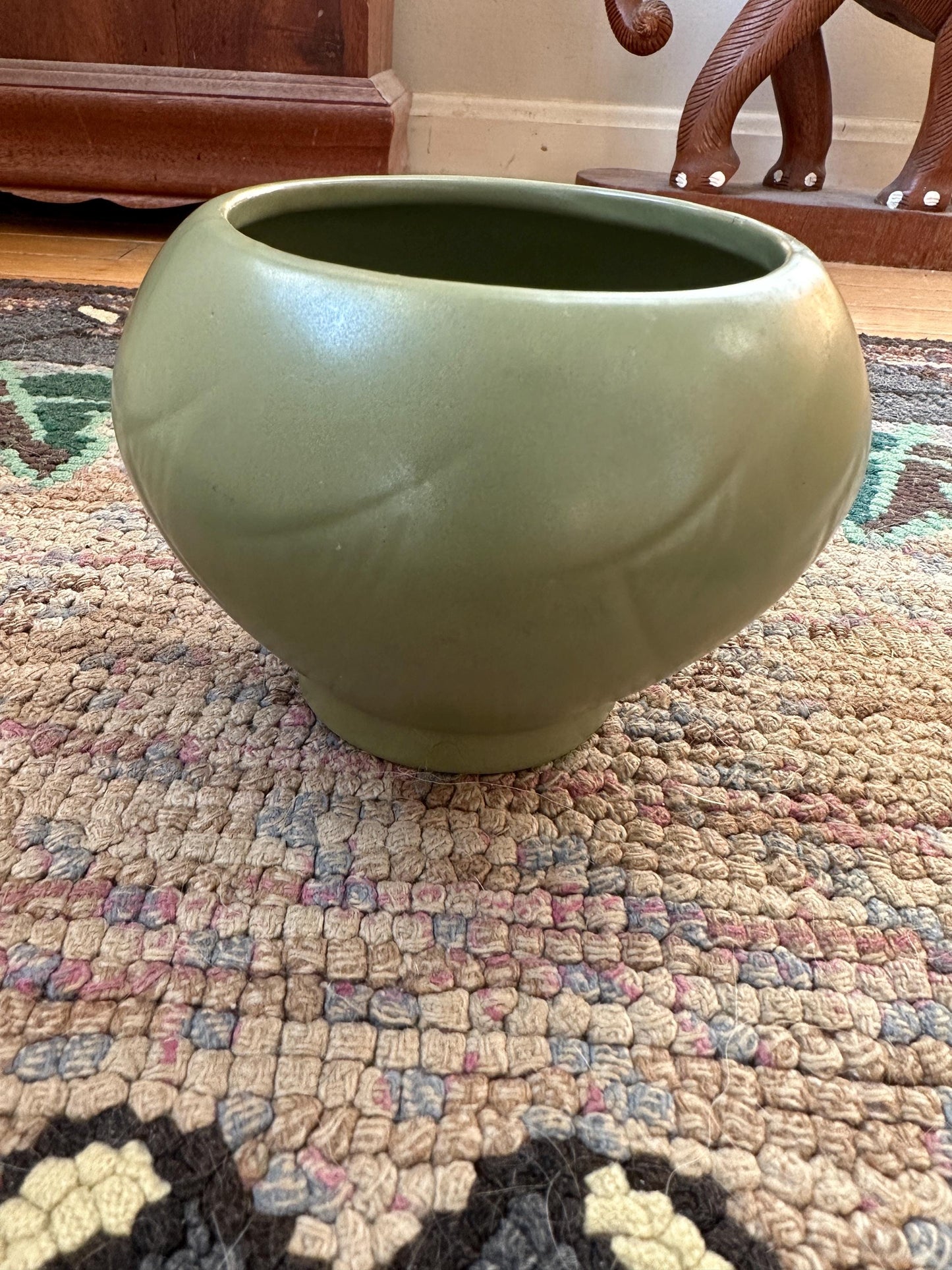 Vintage McCOY Floraline Vase: Matte Green Mid-Century Modern Pottery Planter