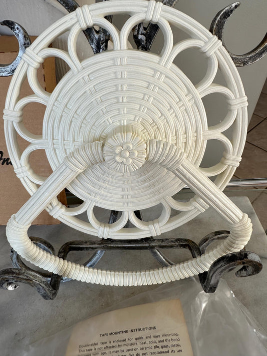 Vintage Homco Vintage Hand Towel Ring | No 1746-1 AB NOS