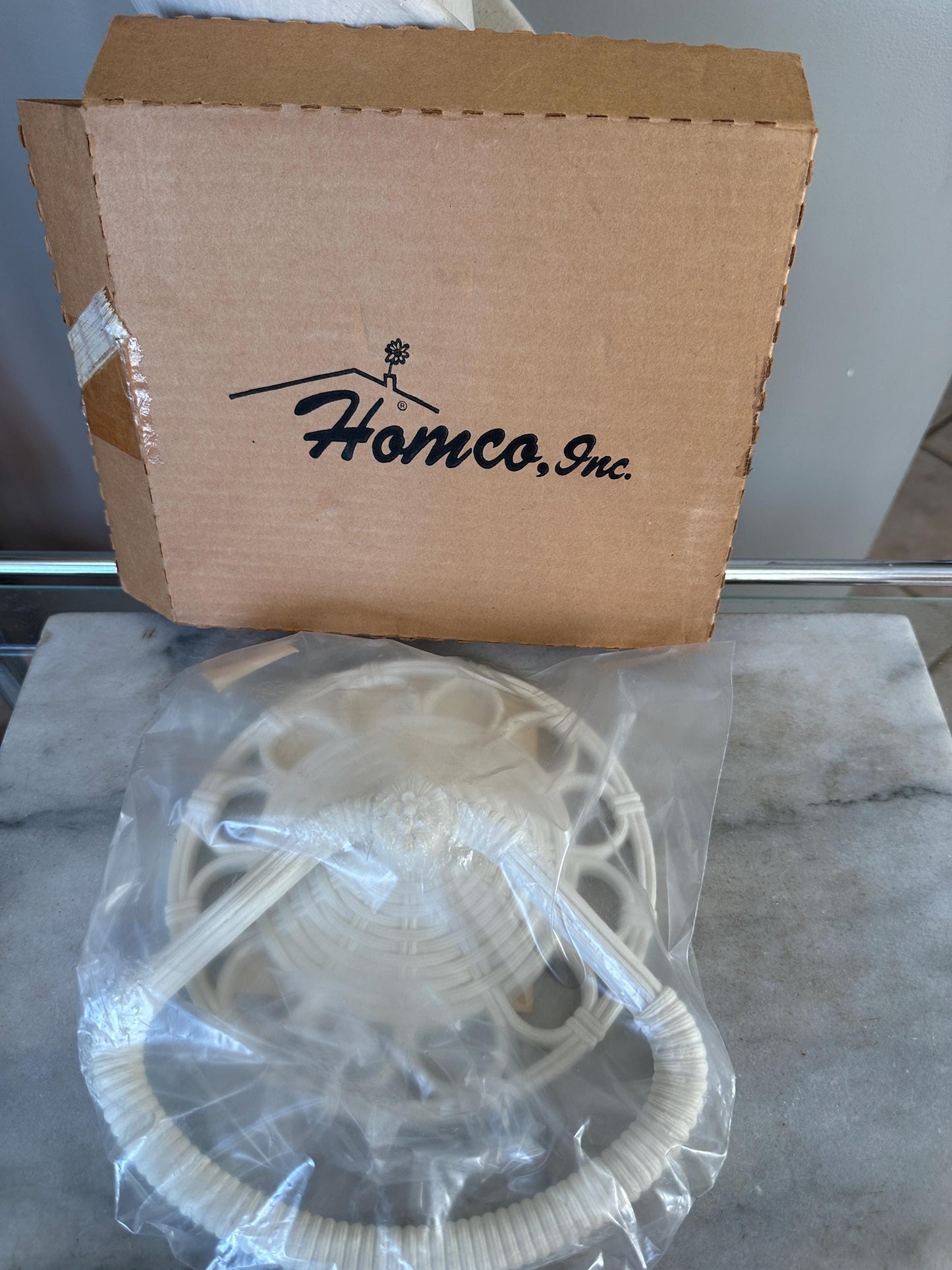 Vintage Homco Vintage Hand Towel Ring | No 1746-1 AB NOS