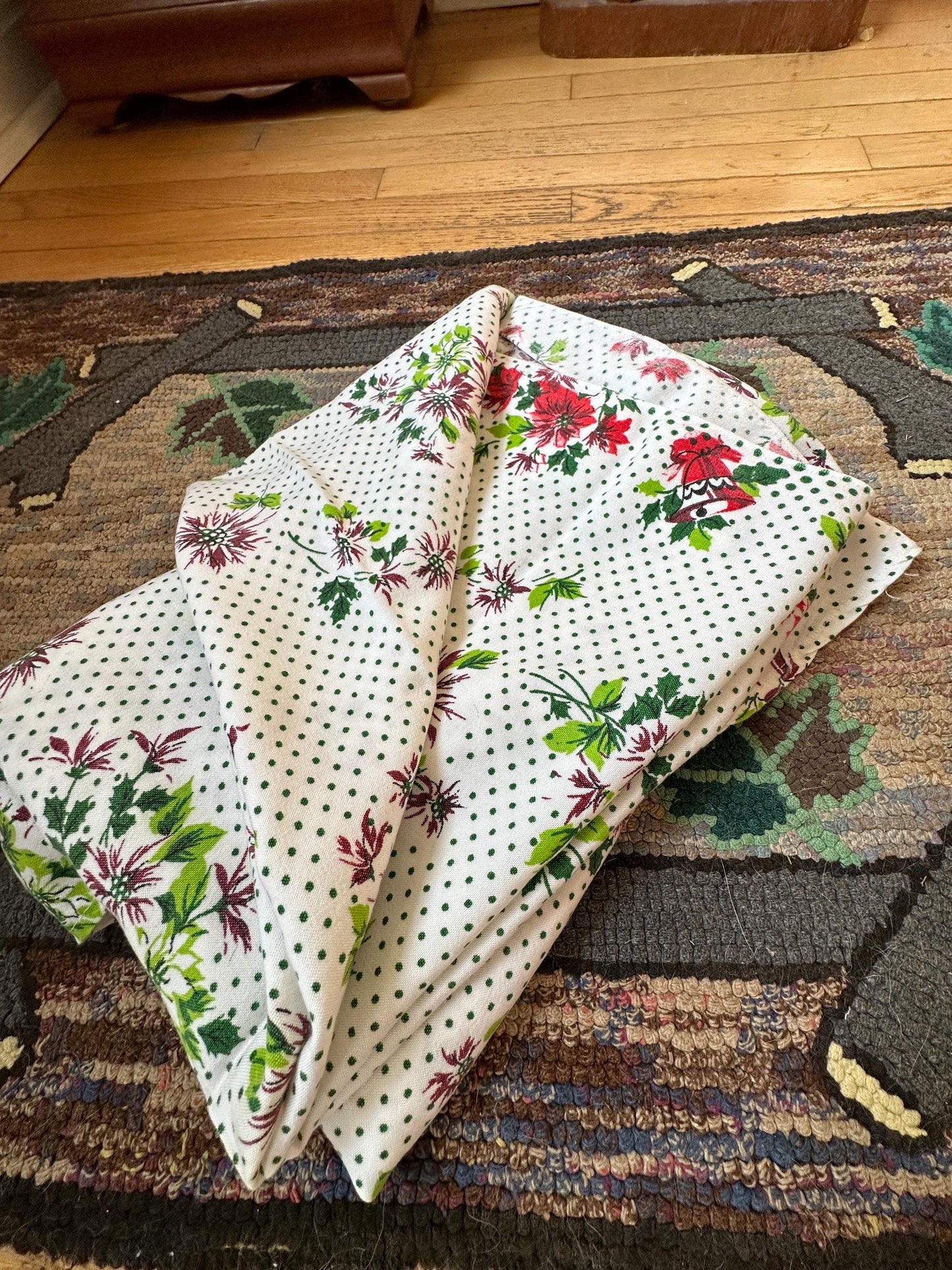 Vtg Christmas Oval Tablecloth Bells Poinsettia Pinecone Poly/Cotton Blend Retro 58 x 76