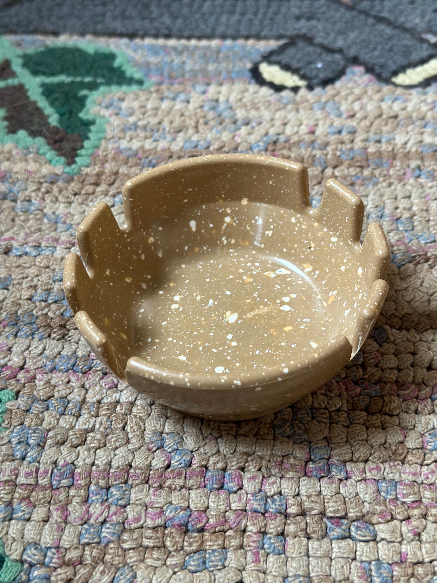 Vintage Synthetic Plastics Co. Tan / Brown White Speckled Confetti Ashtray Newark NJ