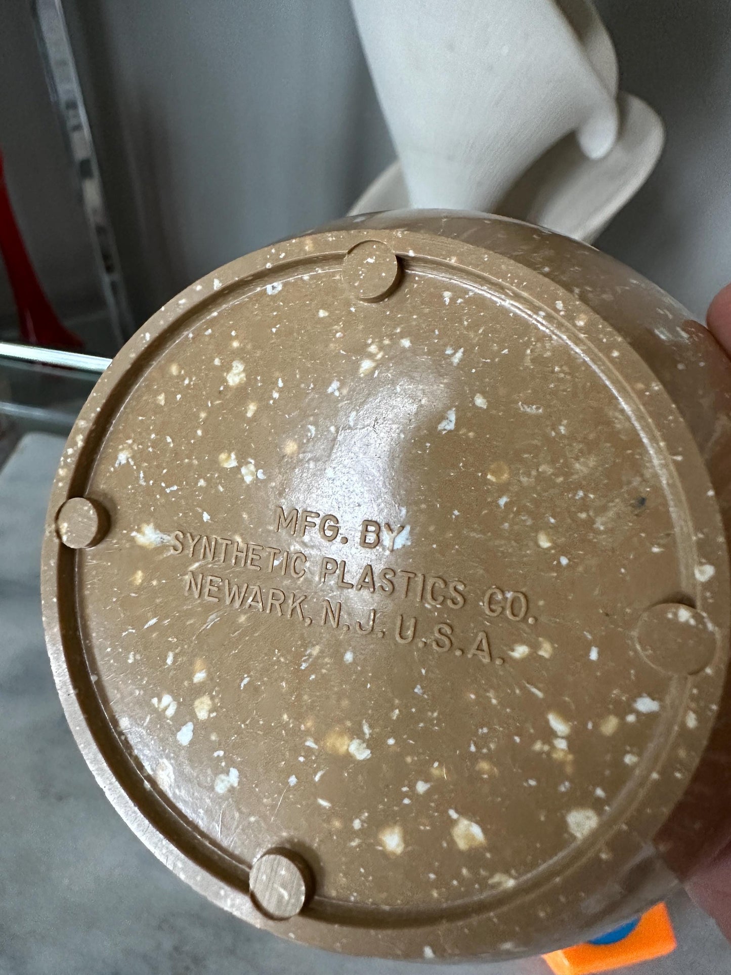 Vintage Synthetic Plastics Co. Tan / Brown White Speckled Confetti Ashtray Newark NJ