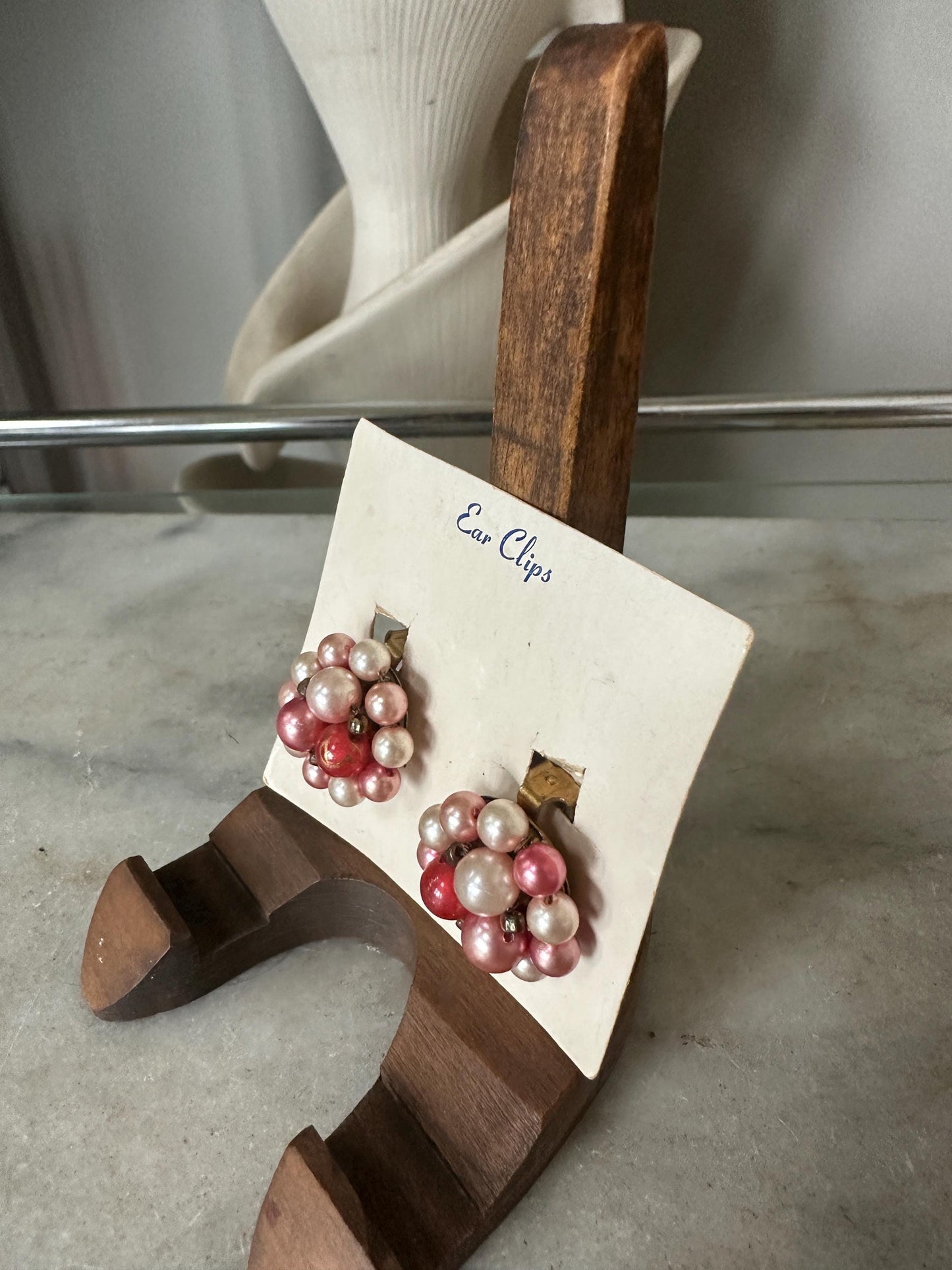 Vintage Japan Bead Cluster Clip On Earrings: Pink & Pearl Costume Jewelry